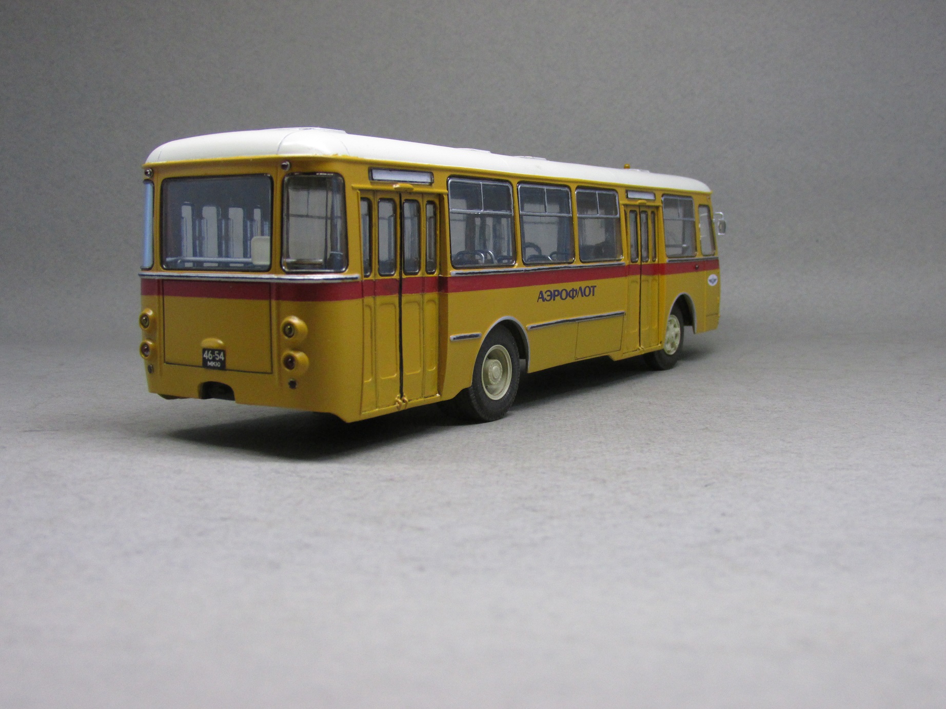 ЛиАЗ-677П