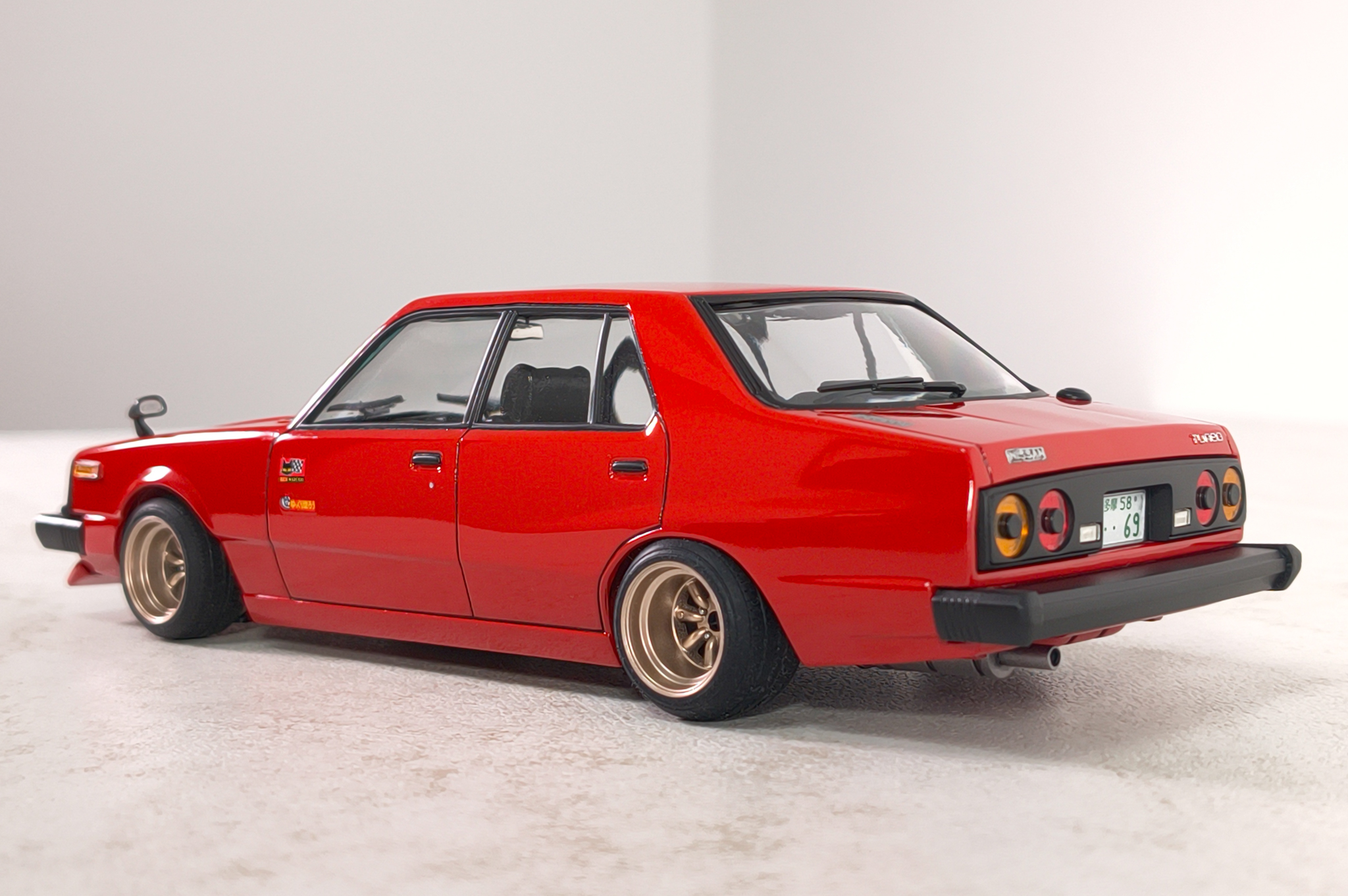 Nissan Skyline C210
