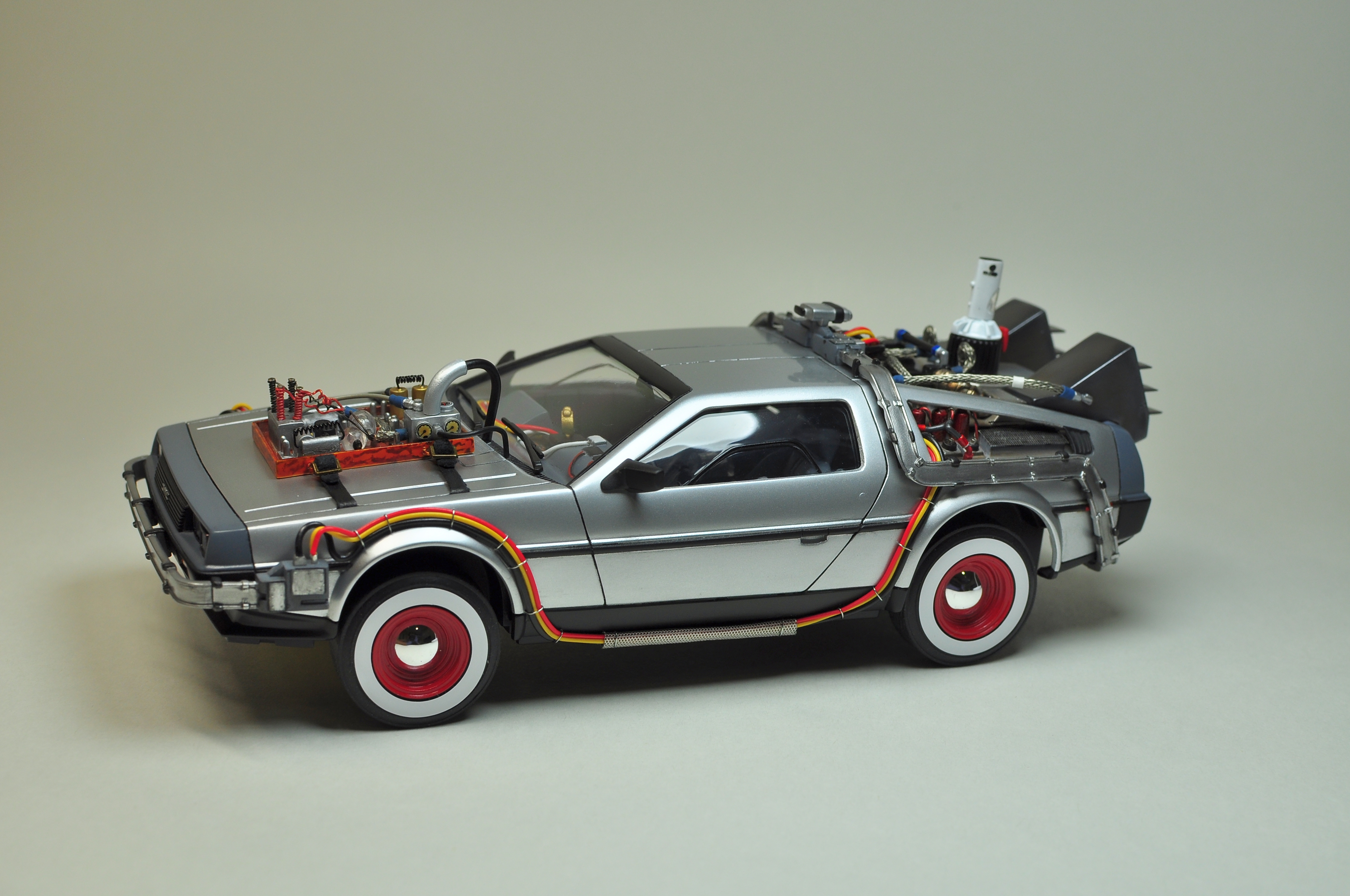 DeLorean DMC-12