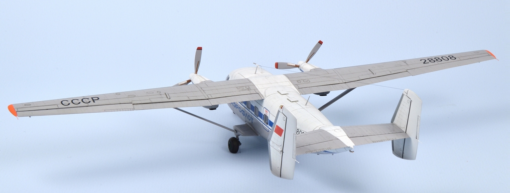 Ан-28