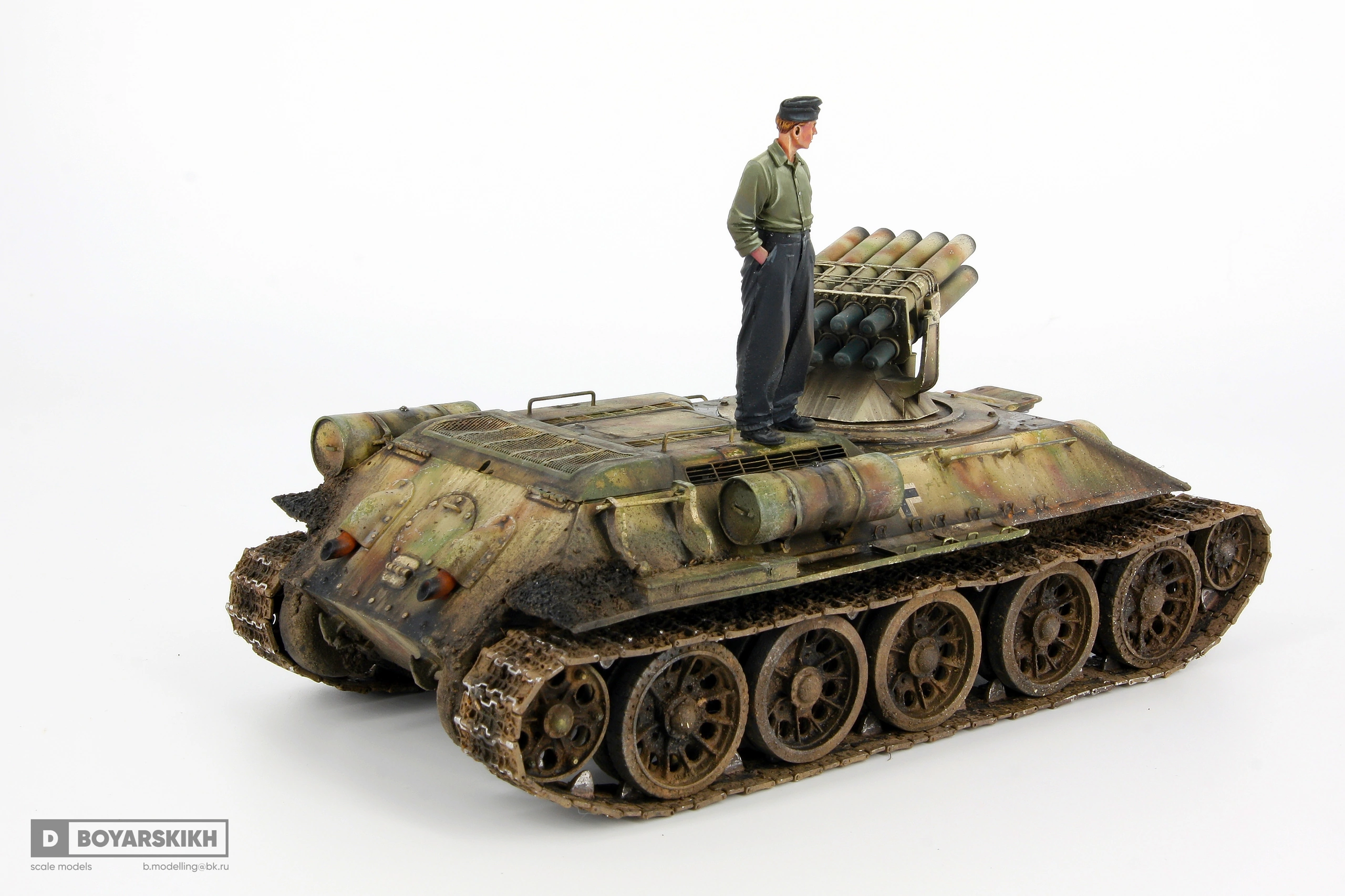15 cm Panzerverfer 42 auf Pz.Kpfw T-34 747(r)