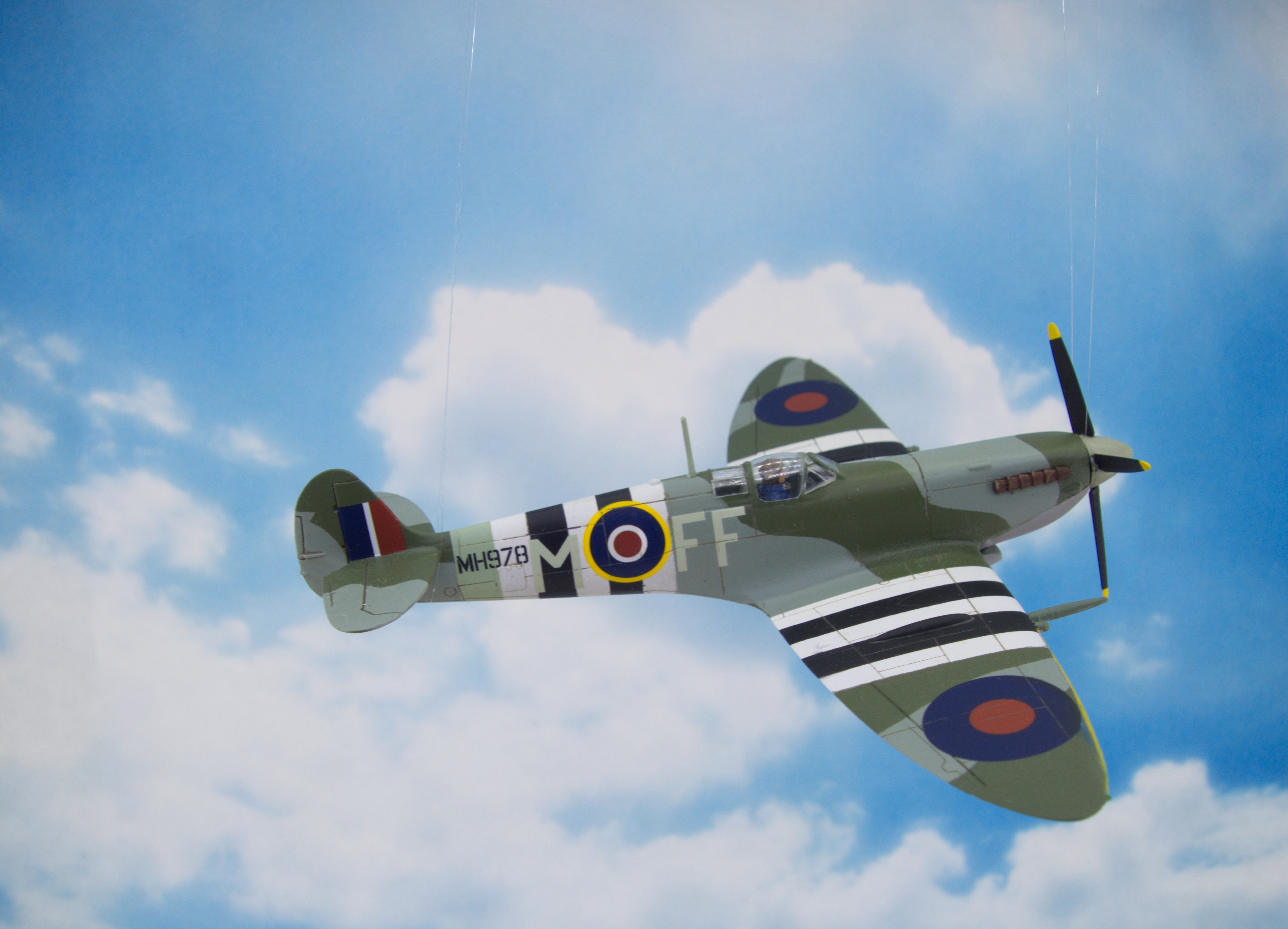 Spitfire Mk.IX с пивом