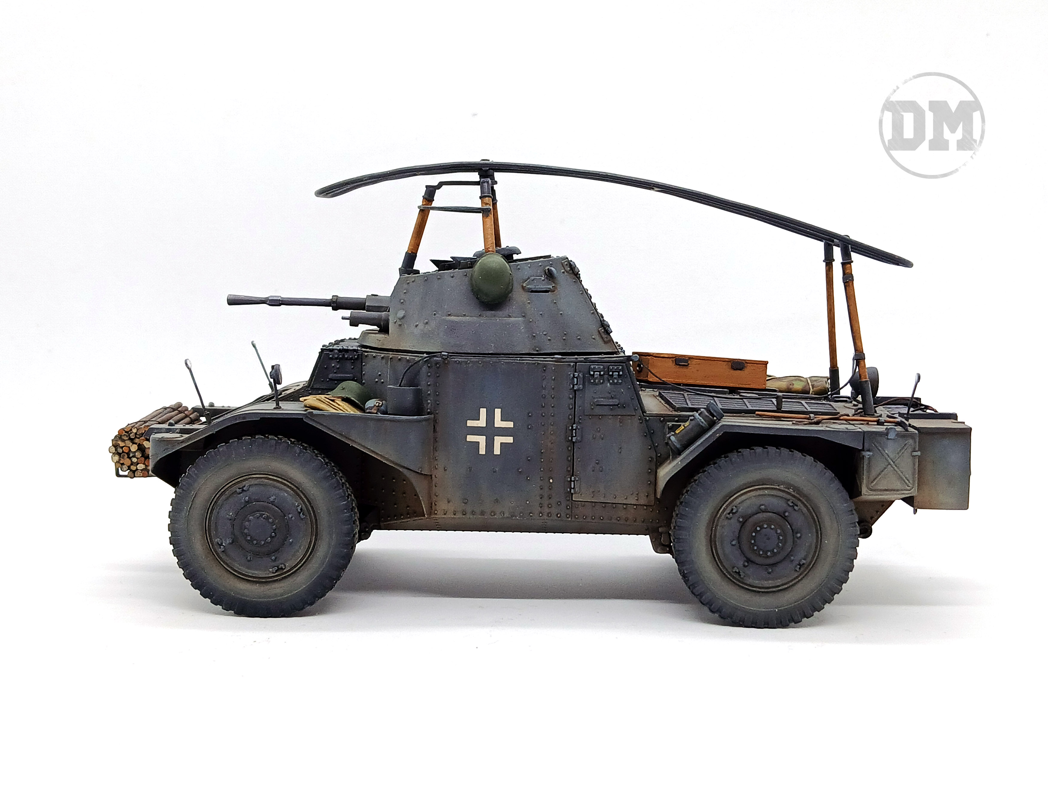 Разведывательный бронеавтомобиль Panzerspahwagen P204(f) - Panhard AMD-35
