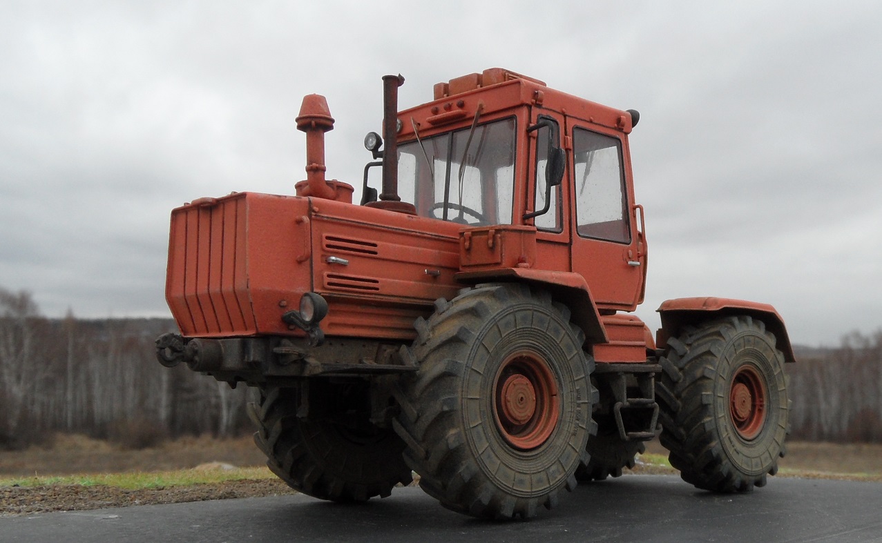 Трактор Т-155М