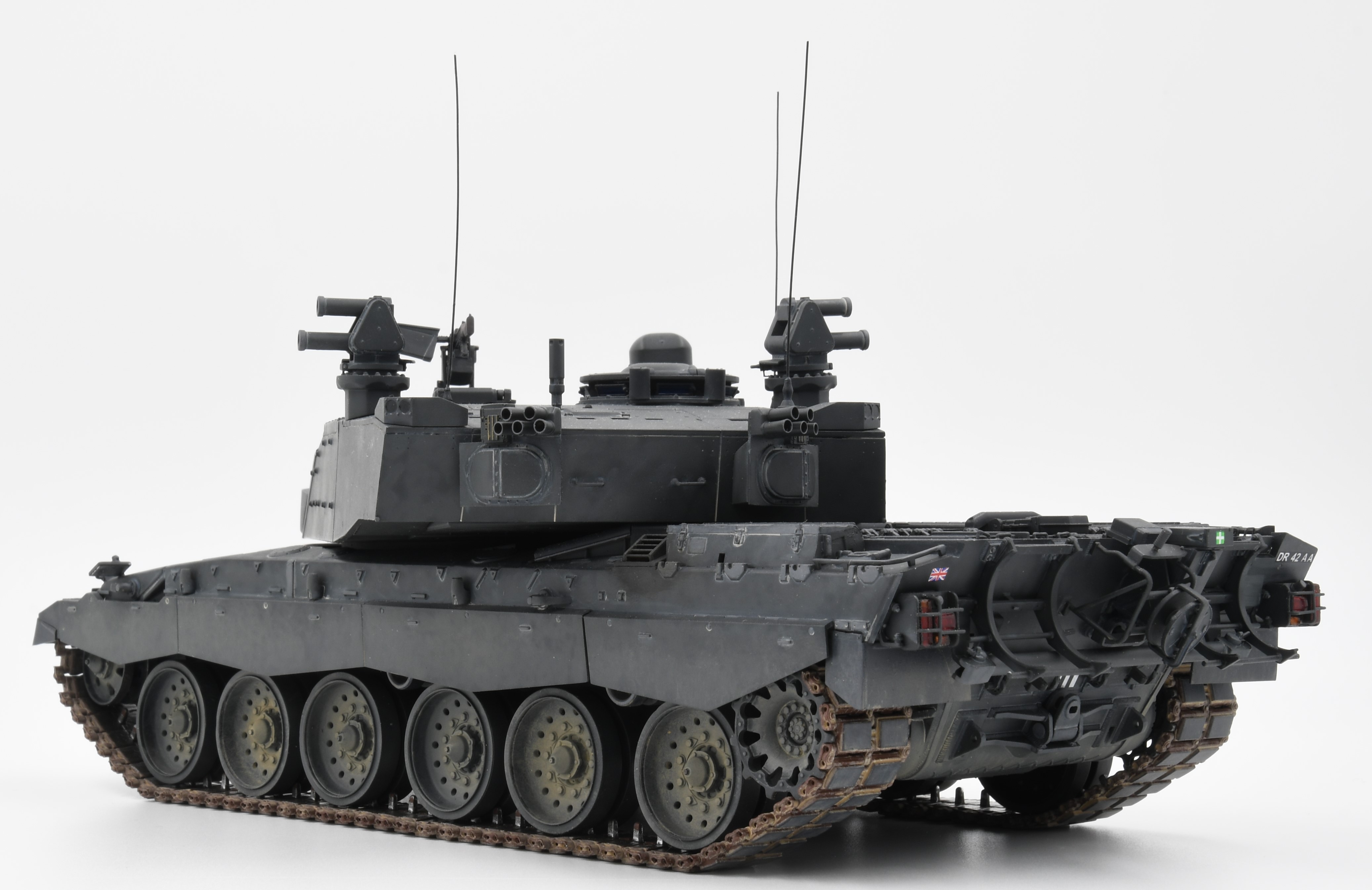 Challenger 2 Black night