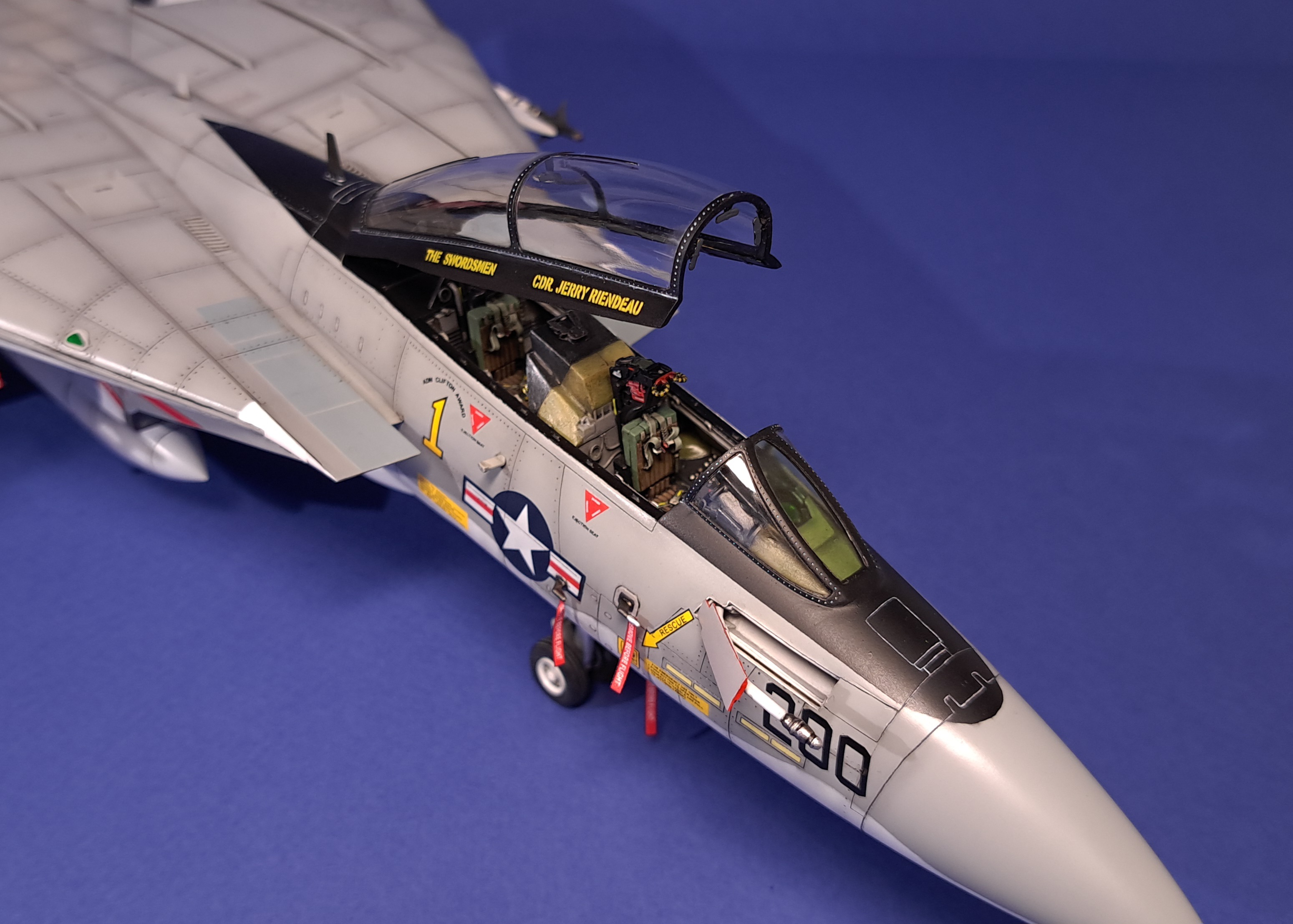 F-14A VF-32 Swordsmen, №159008