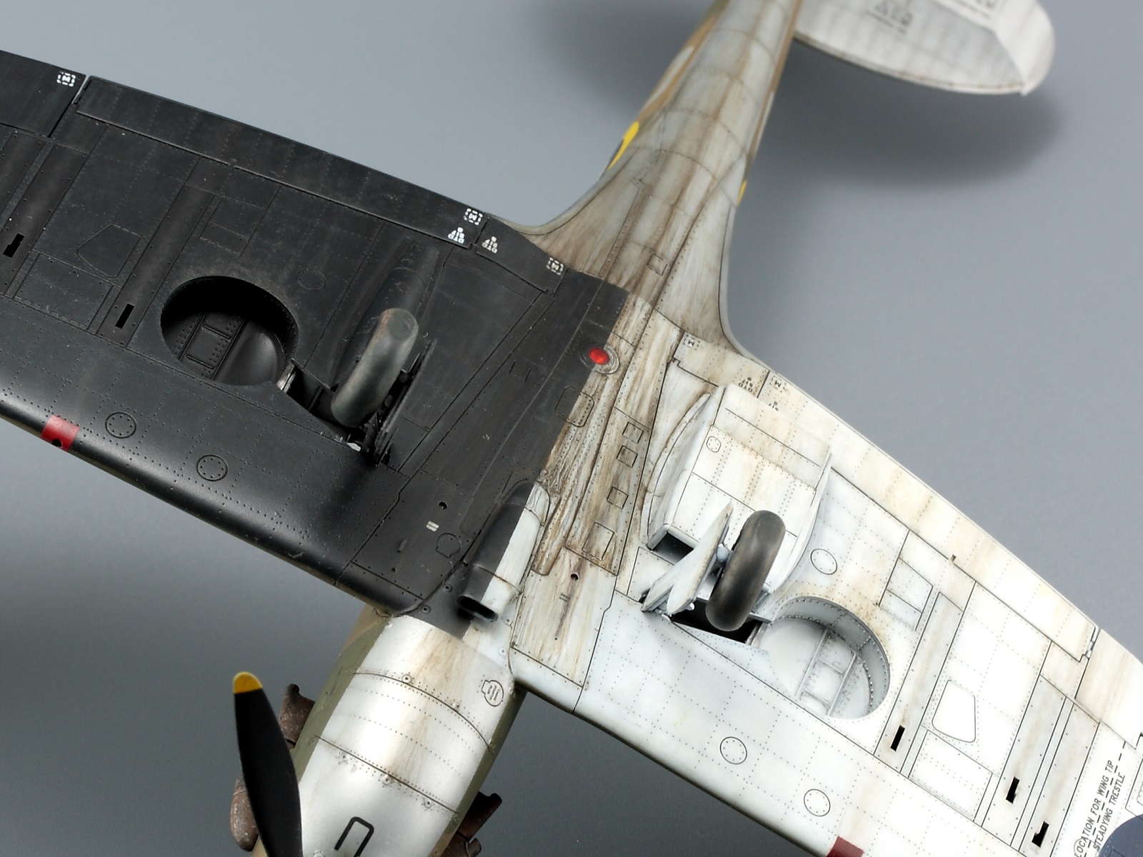 1/48 Spitfire Мк 1a из 92 Squadron