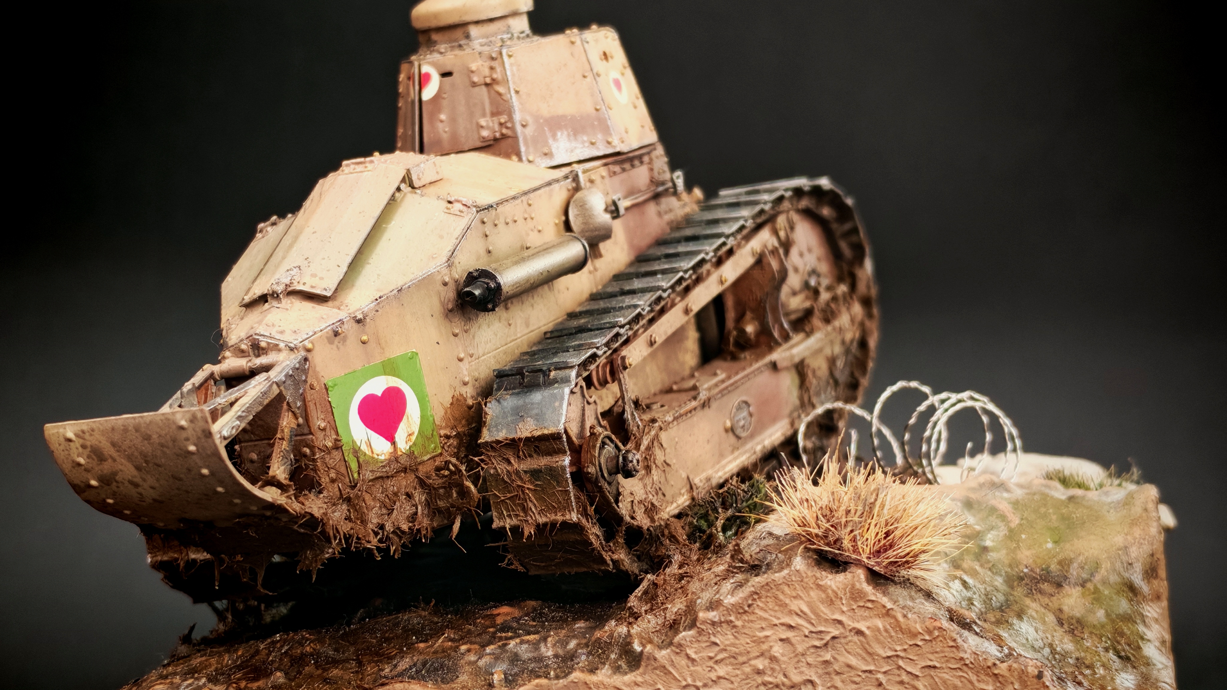 Французский лёгкий танк FT-17 с клёпаной башней