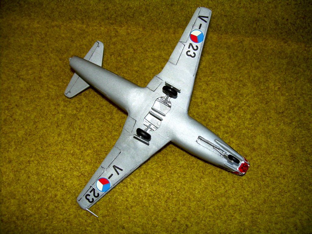 Letov L-52