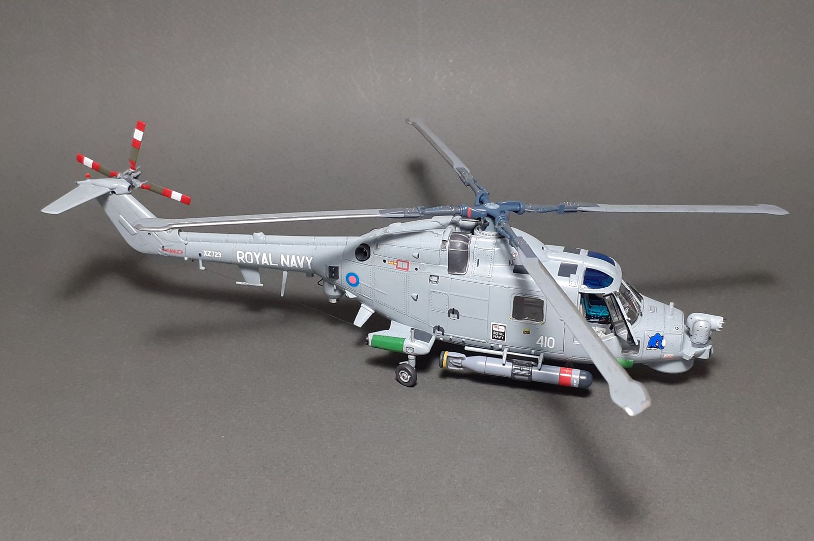 Westland Super Lynx HMA.8 ''Blue Rhino'' (обр. 1990) (815 Naval Air Sq., HMS Richmond) (code 410)