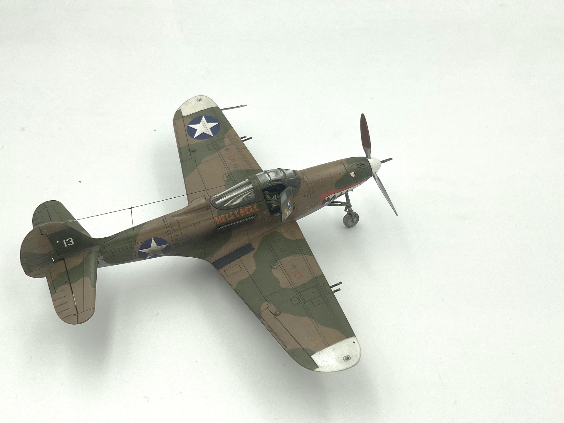 Bell P-400 Airacobra "Hell's Bell", 67 TF  Гуадалканал, 1942 (Arma Hobby 1/72)