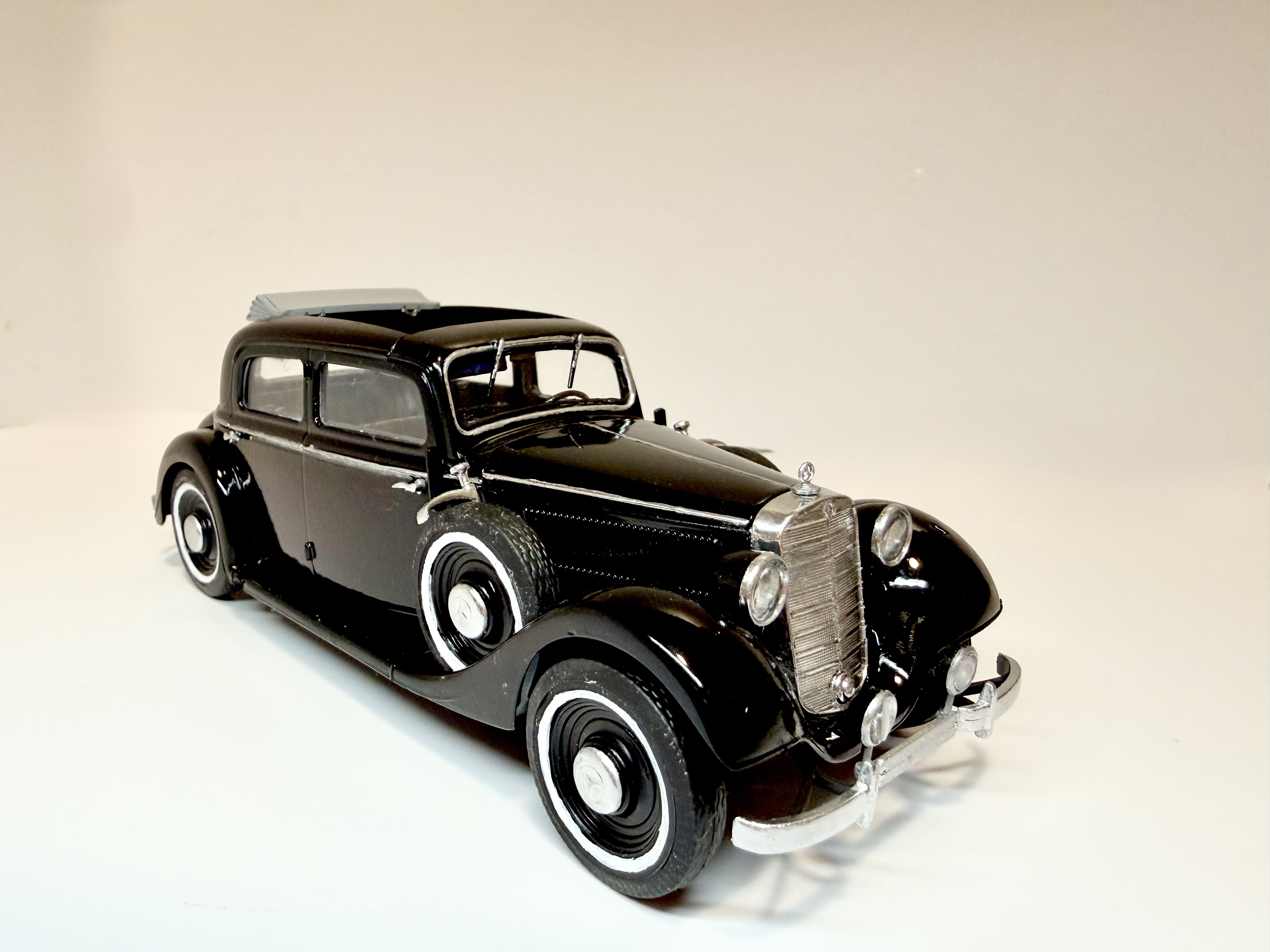 Mercedes W142 Saloon 1937