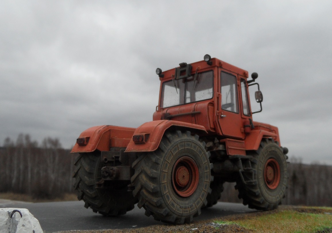 Трактор Т-155М