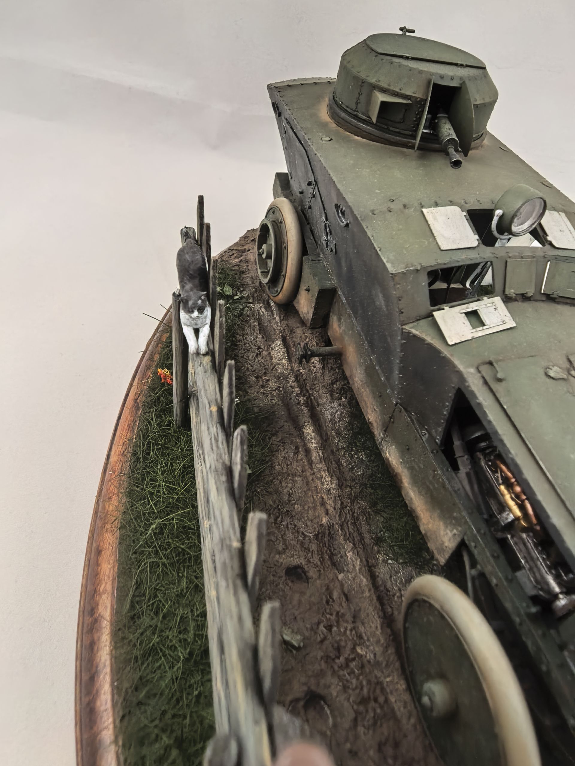 Romfell Panzerwagen
