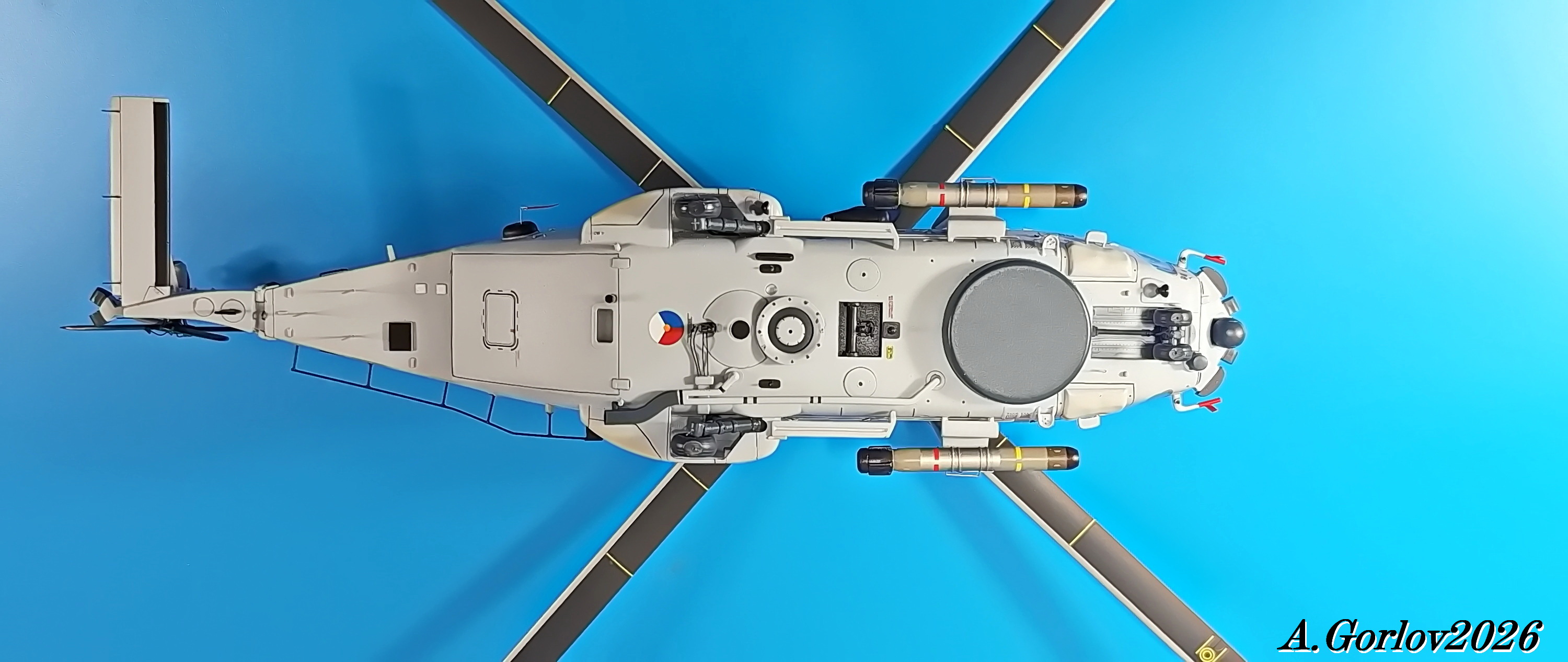 Корабельный транспортно-боевой вертолёт NH90 NFH