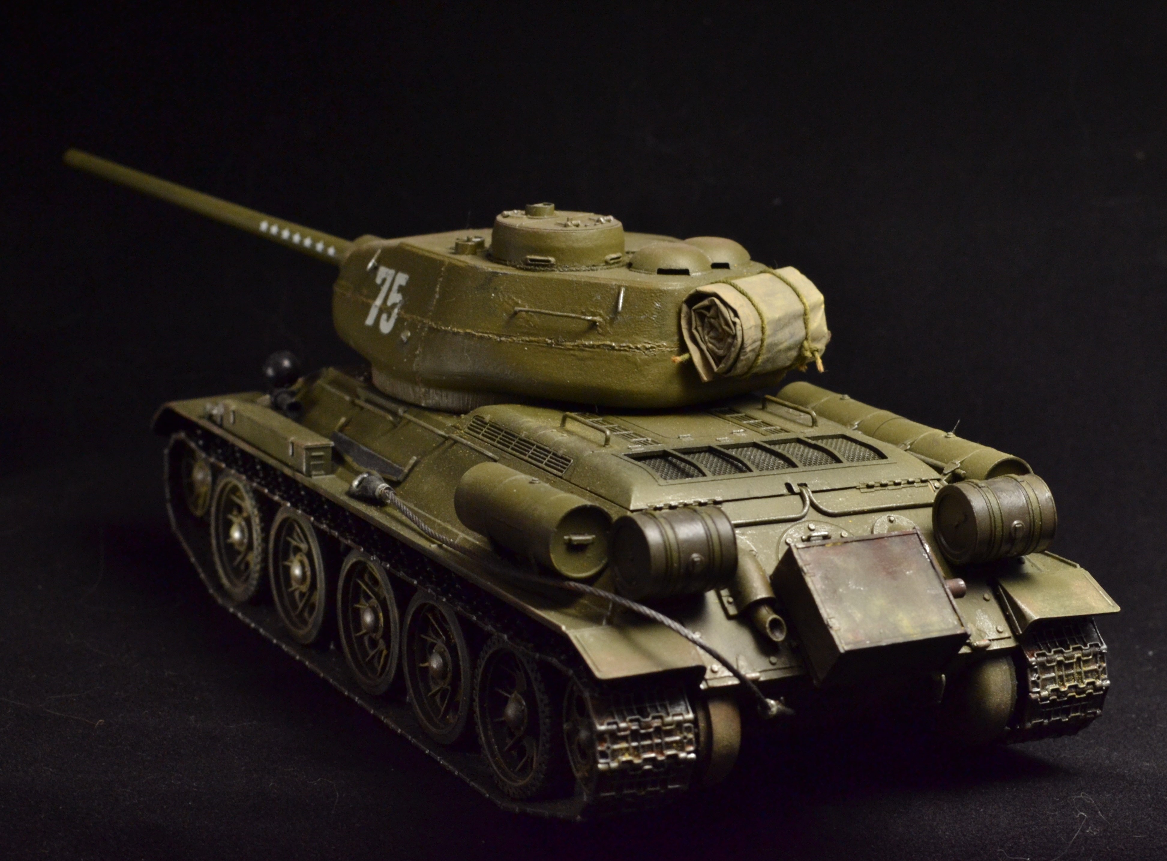 Т-34-85 с башней завода № 75.