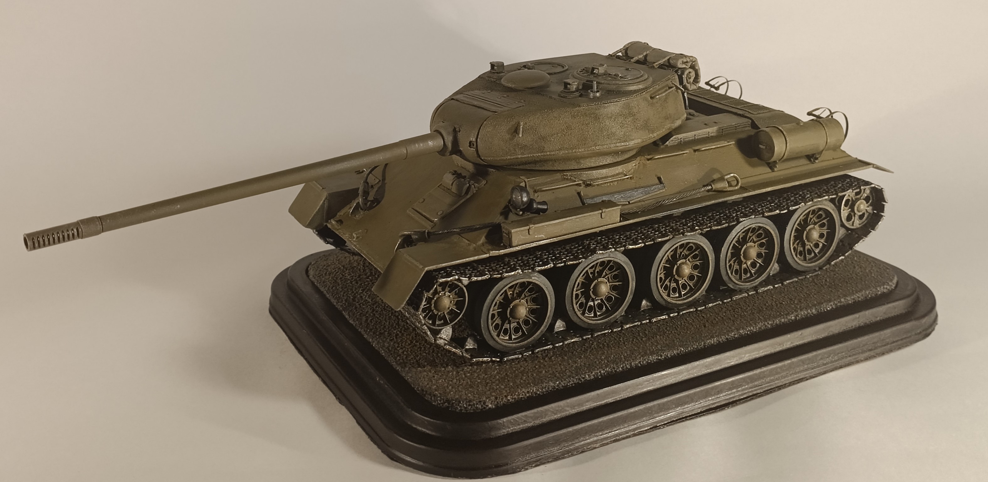 Опытный танк Т-34-100, весна 1945 г.