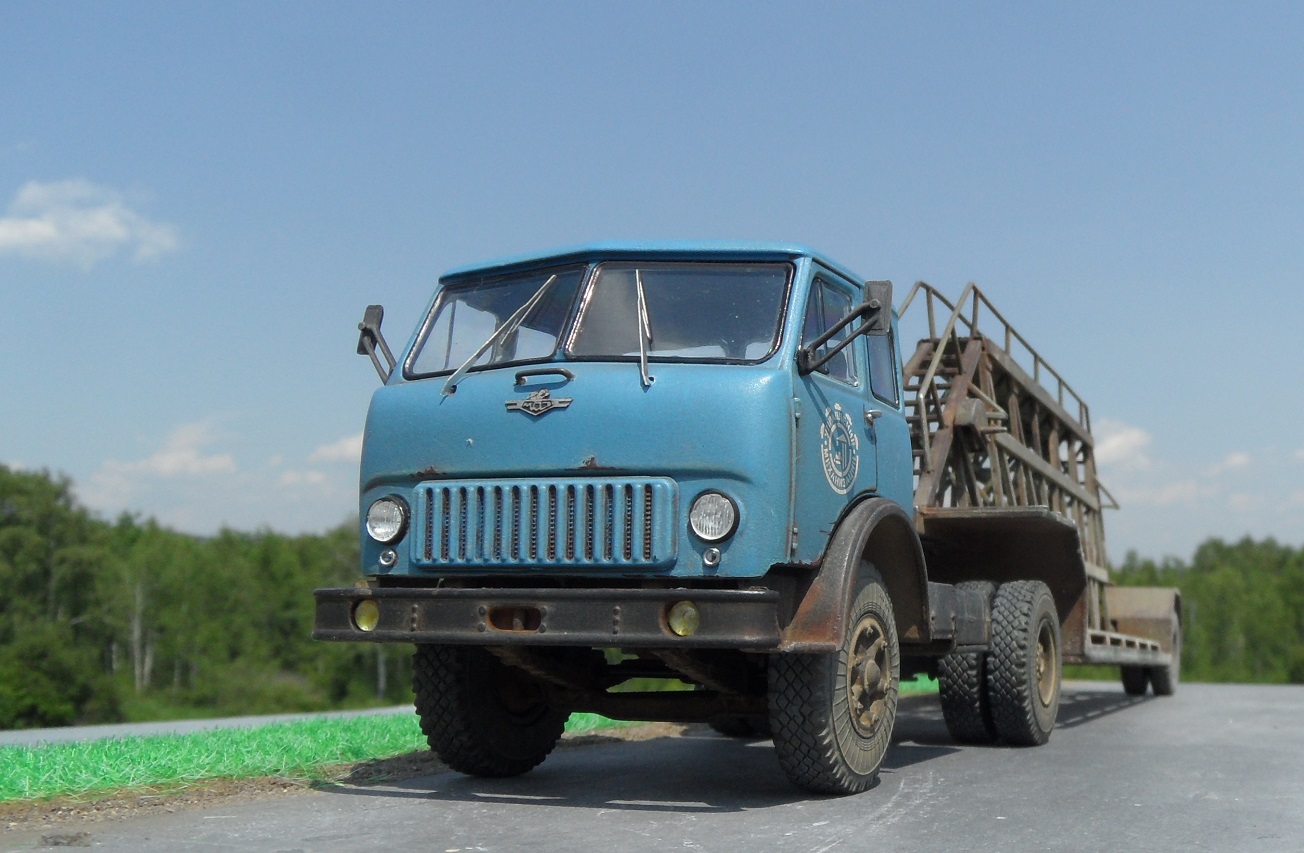 Маз 504 с Полуприцепом НАМИ-790