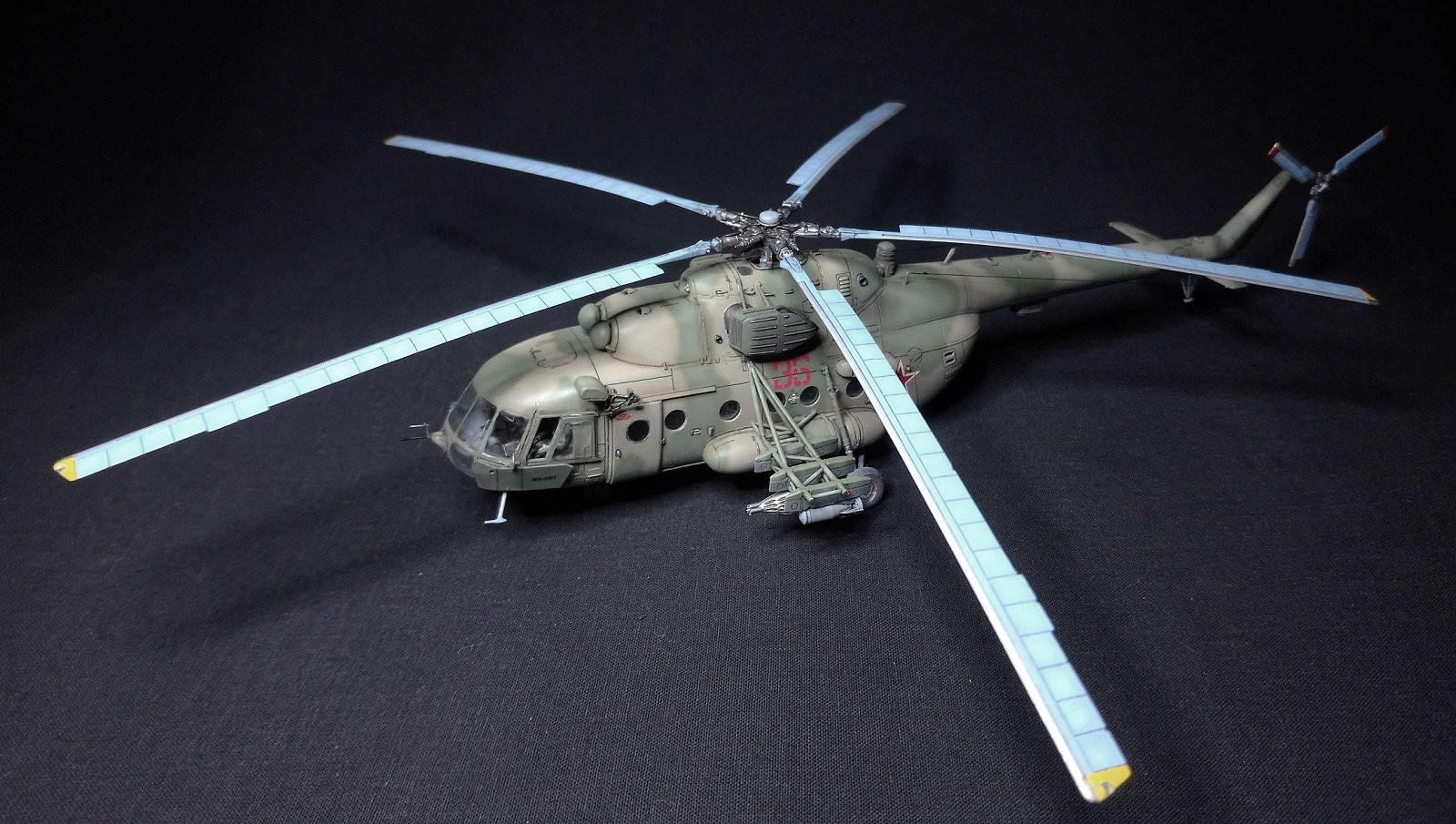 Ми-8МТ "восьмерка" из Кундуза 1/71