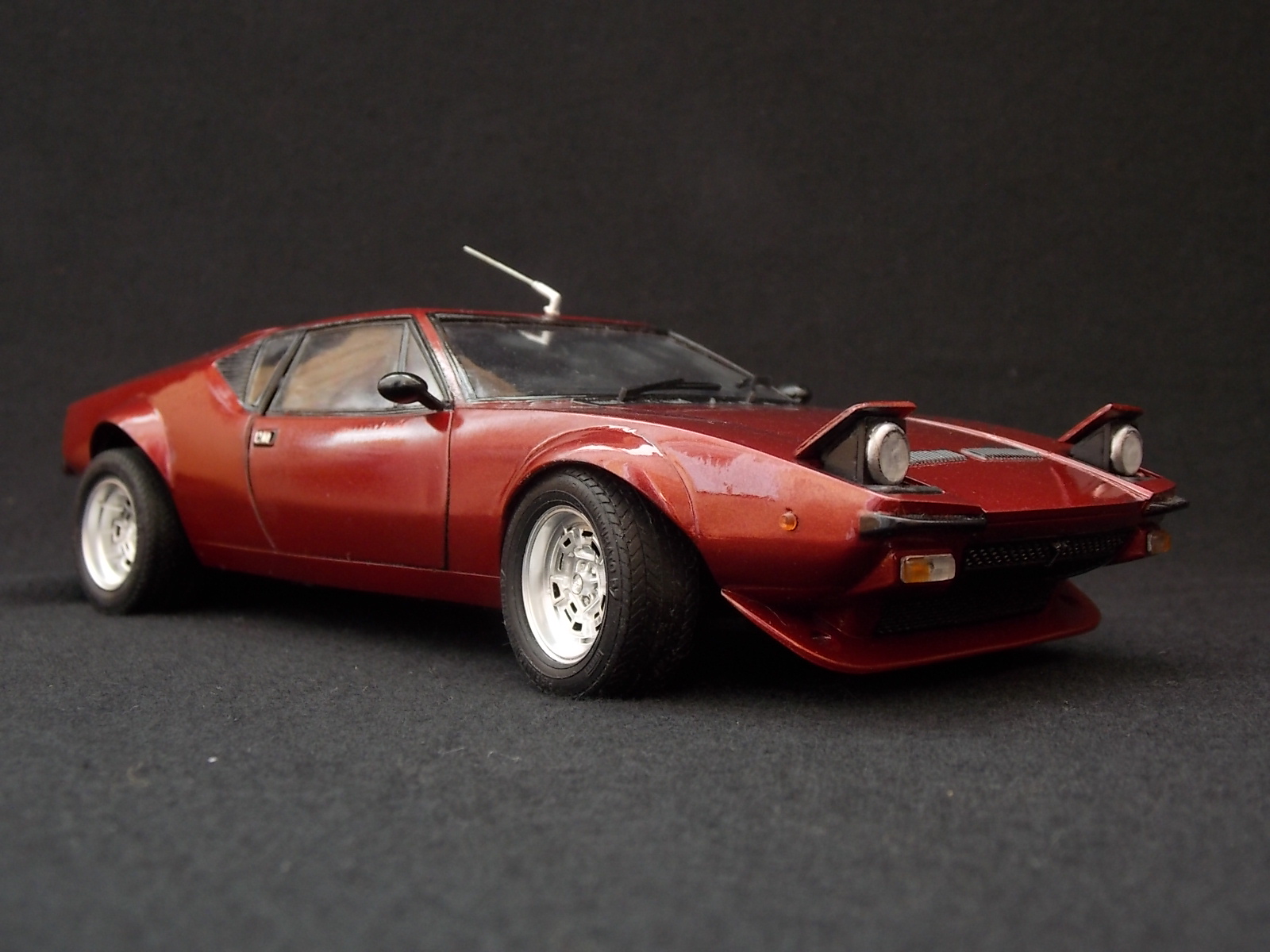 DE TOMASO PANTERA GTS