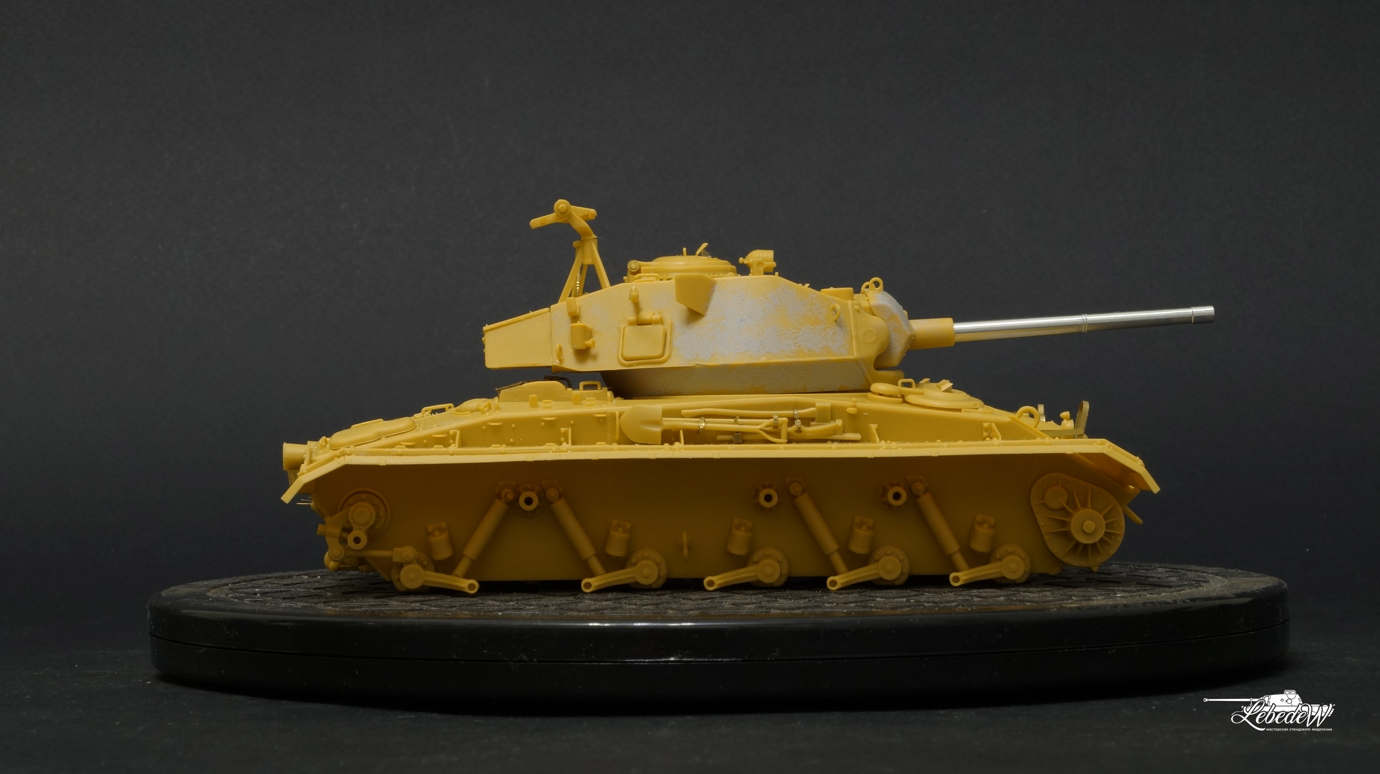 M24 Chaffee