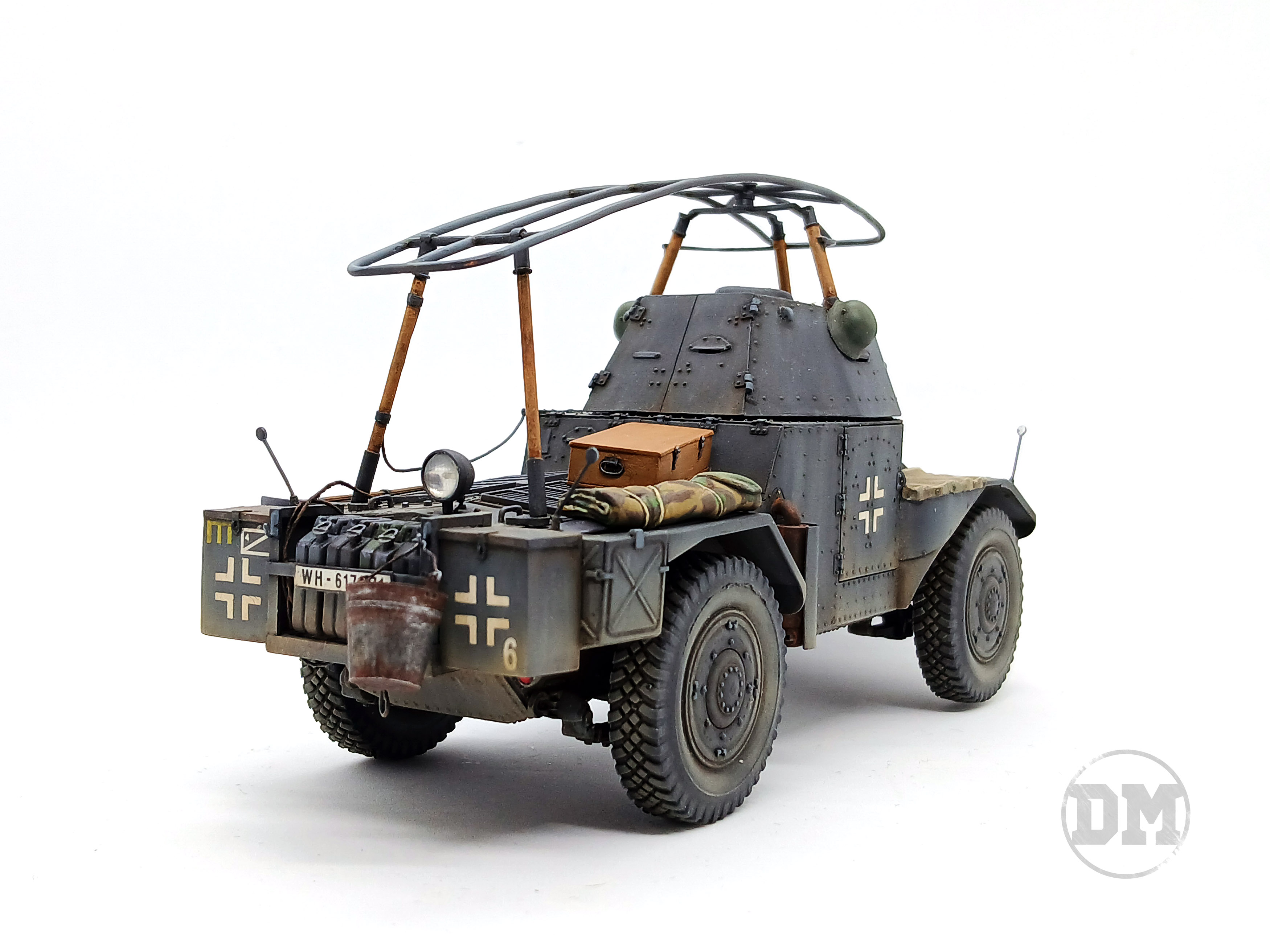 Разведывательный бронеавтомобиль Panzerspahwagen P204(f) - Panhard AMD-35