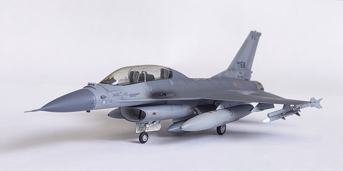F-16B Fighting Falcon ADF