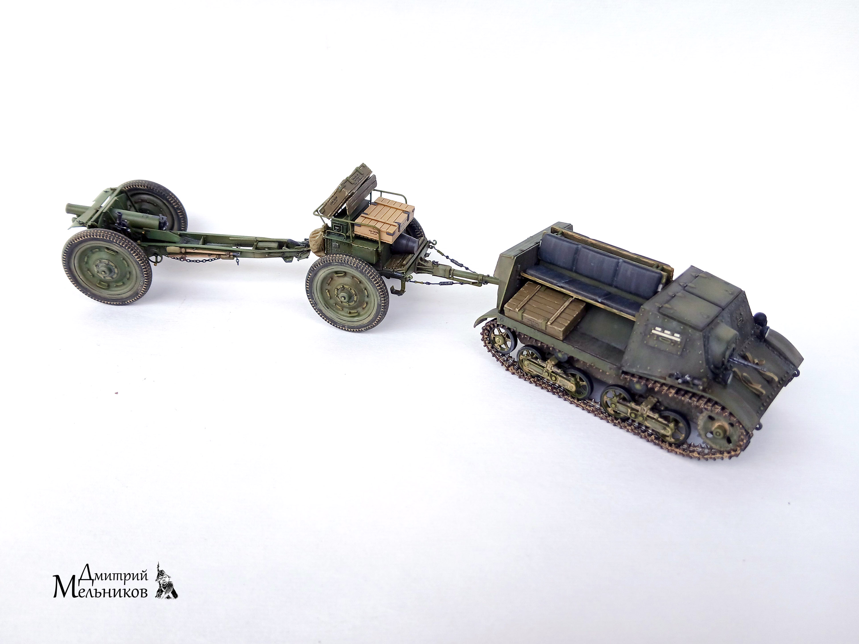 Легкий артеллерийский тягач Т-20 "Комсомолец"