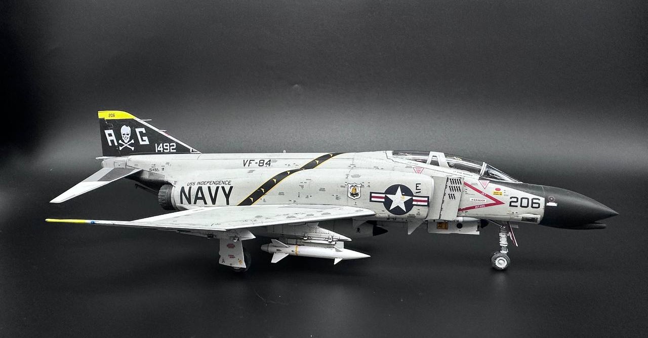 F-4B ВМС США VF-84  "Jolly Rogers"