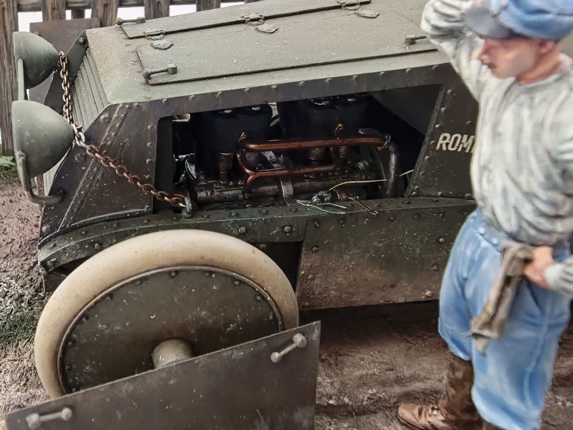 Romfell Panzerwagen