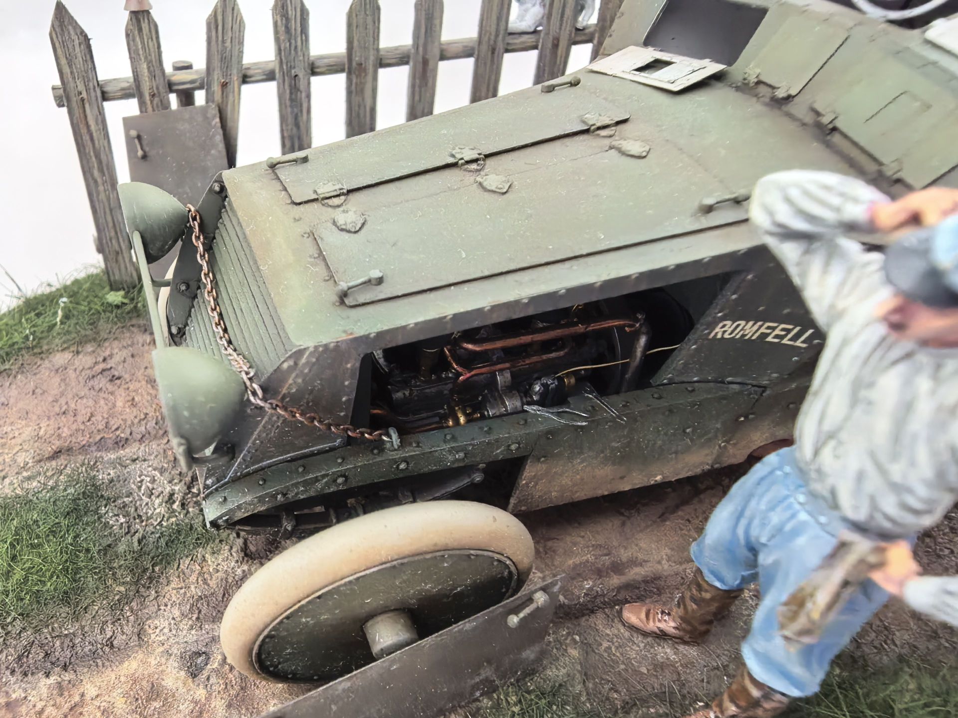 Romfell Panzerwagen
