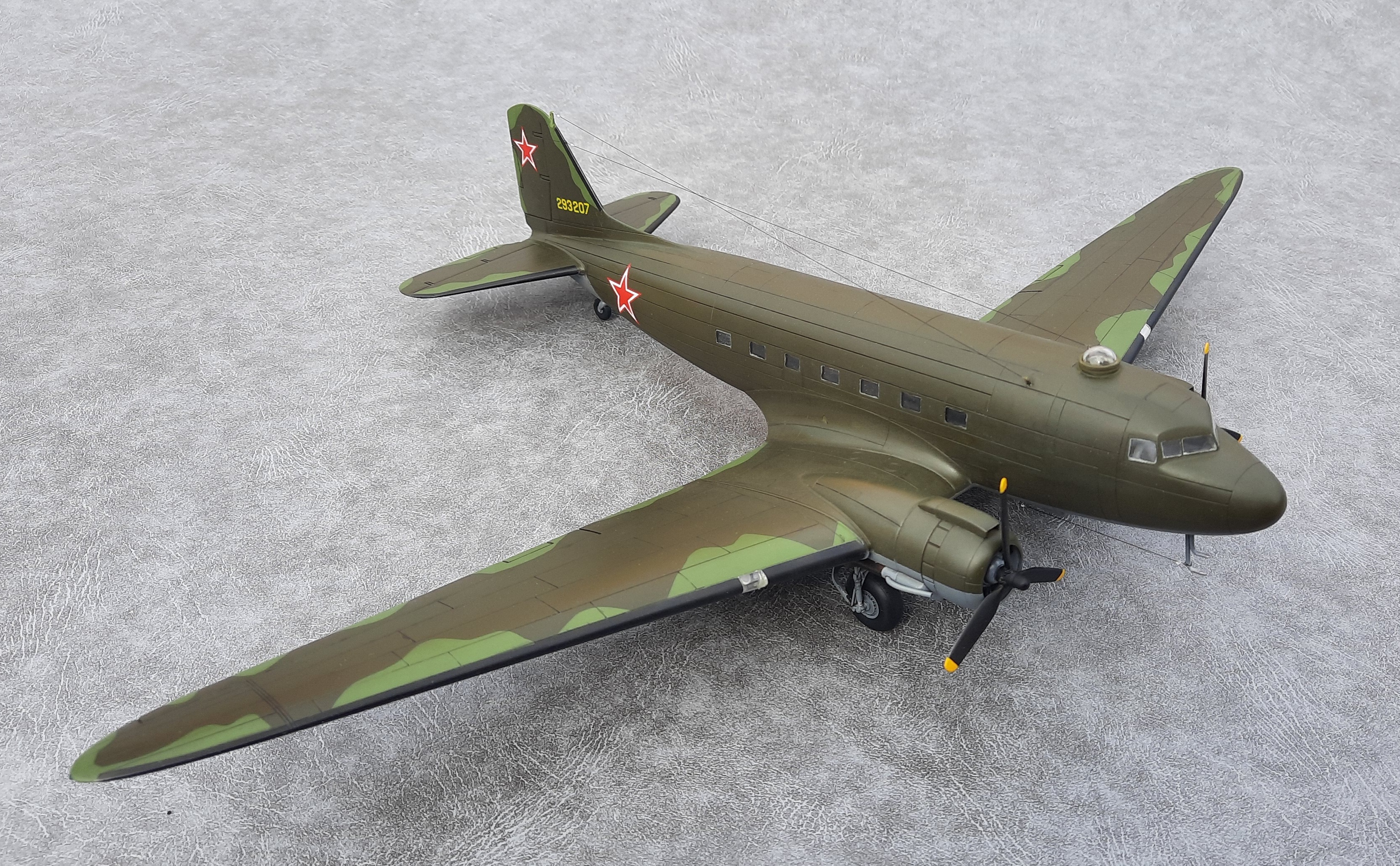 72  Douglas  С-47  Skytrain