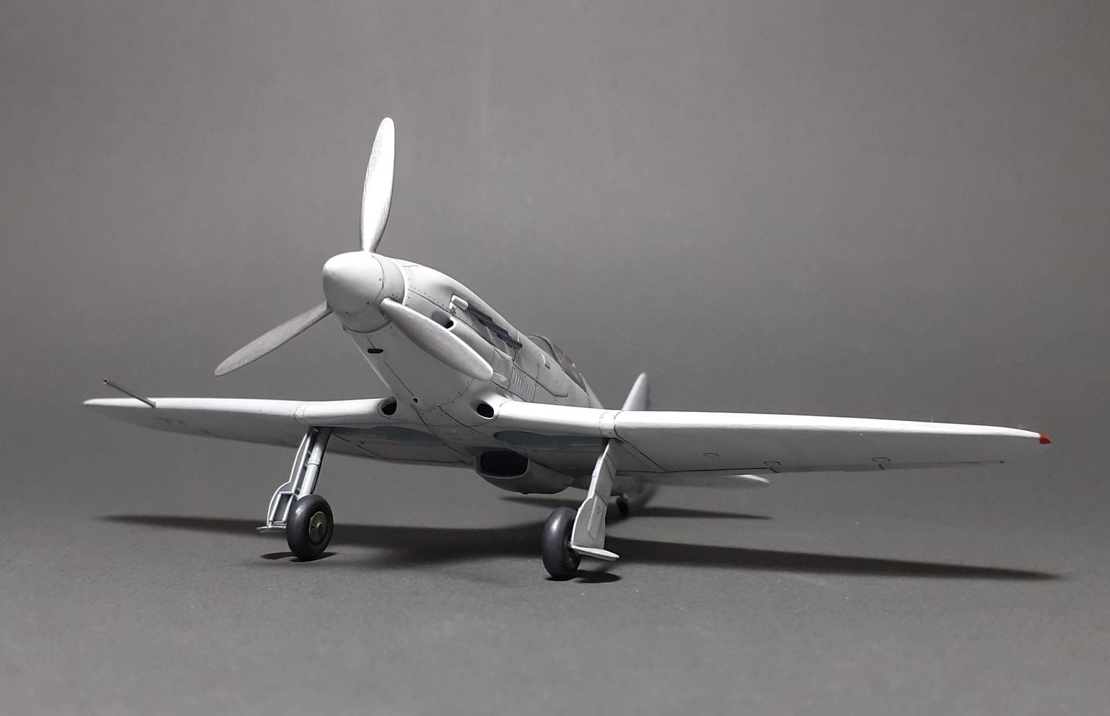 И-200 №2 (второй прототип с двиг. АМ-35А) (май 1940)