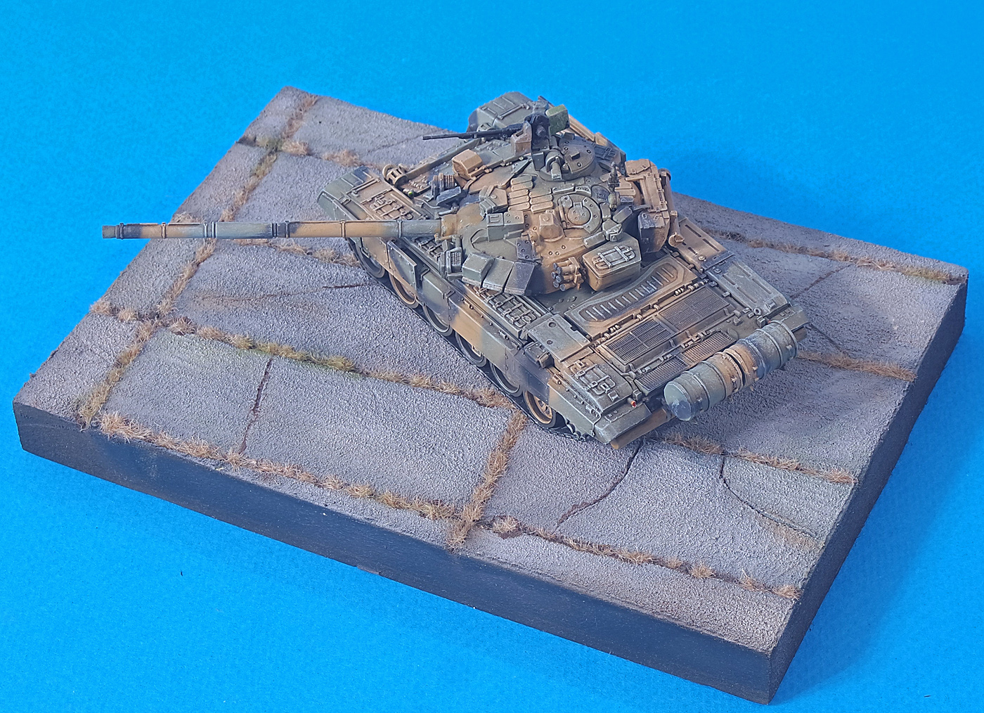 Т-90 на позиции