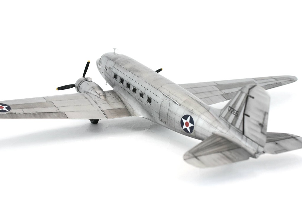 Douglas C-47 "Skytrain"