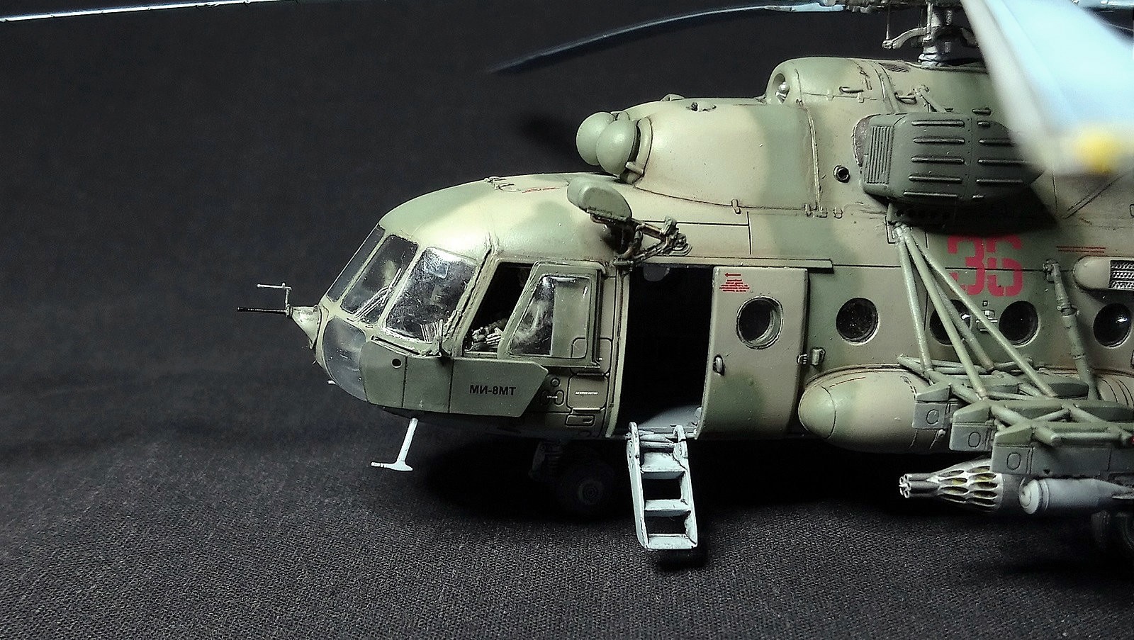 Ми-8МТ "восьмерка" из Кундуза 1/71
