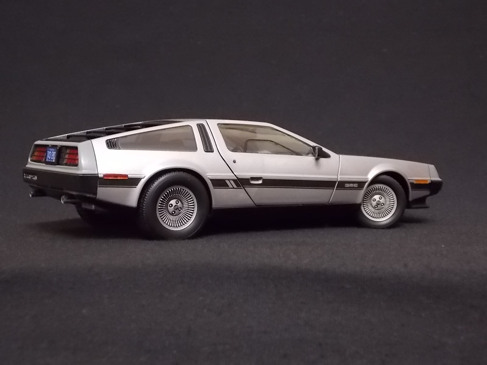 DELOREAN DMC-12 1982