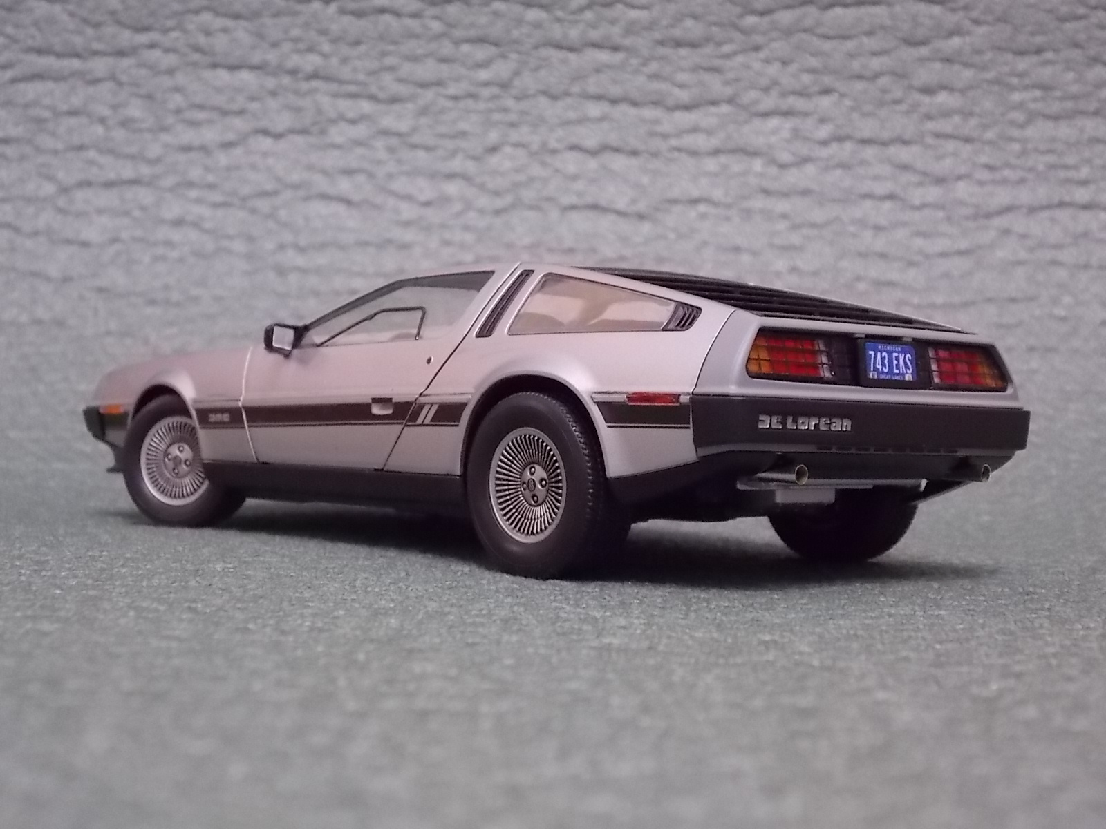 DELOREAN DMC-12 1982