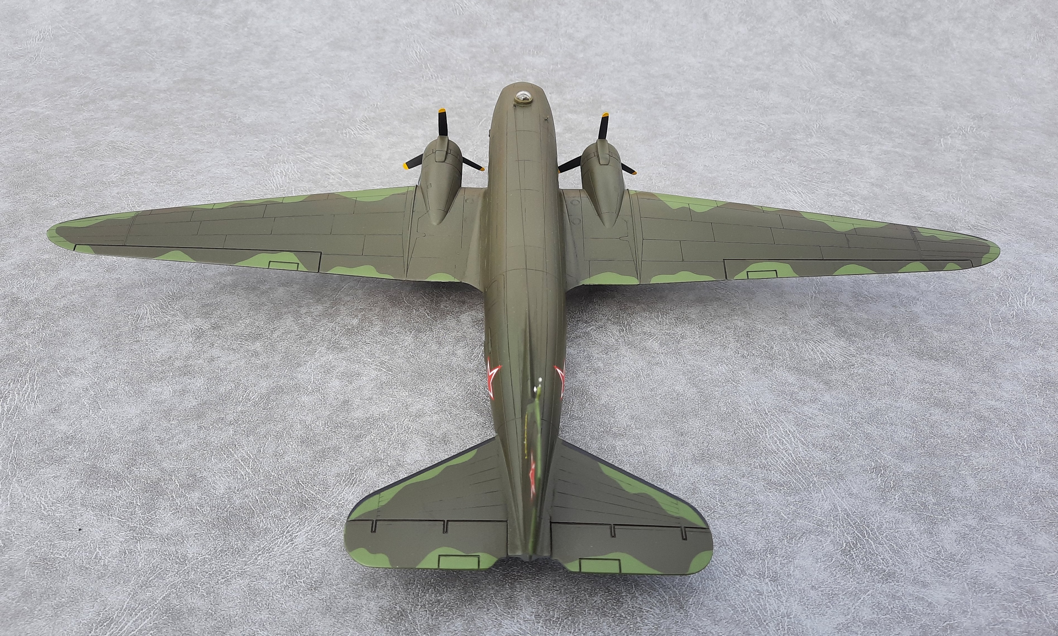 72  Douglas  С-47  Skytrain