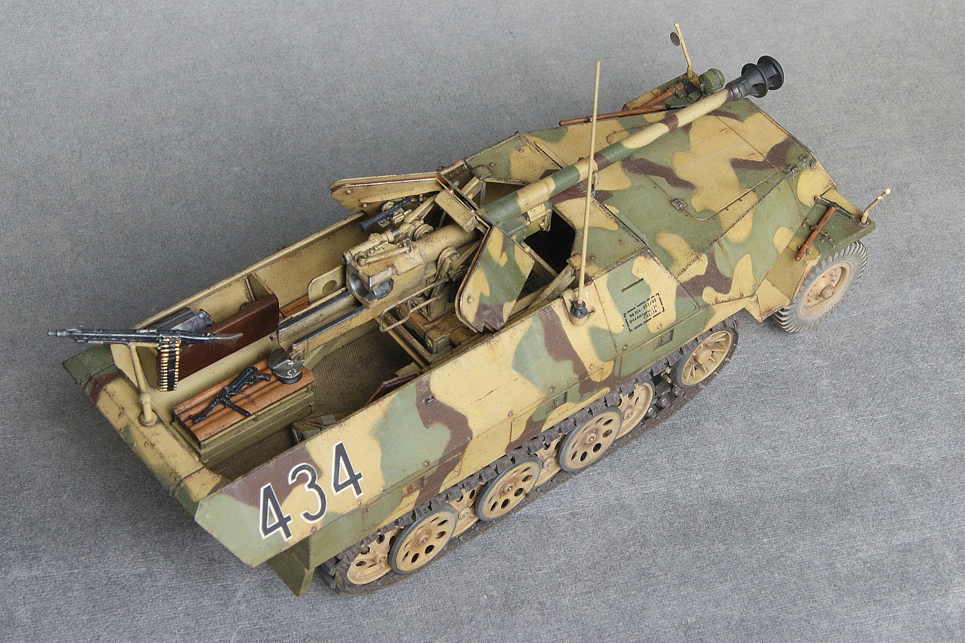 Sd.Kfz.251/22 Ausf.D 7.5 cm PaK40