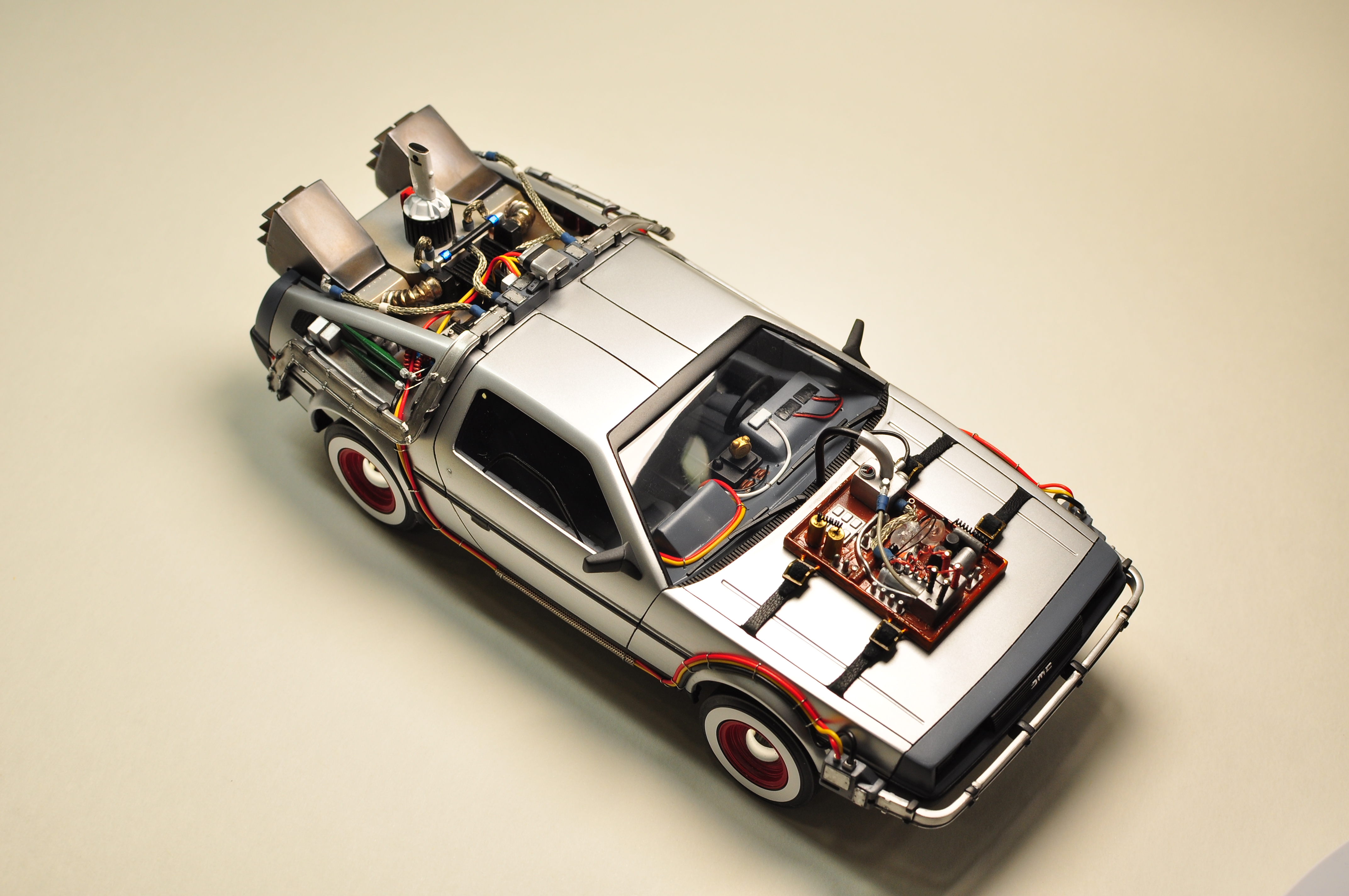 DeLorean DMC-12