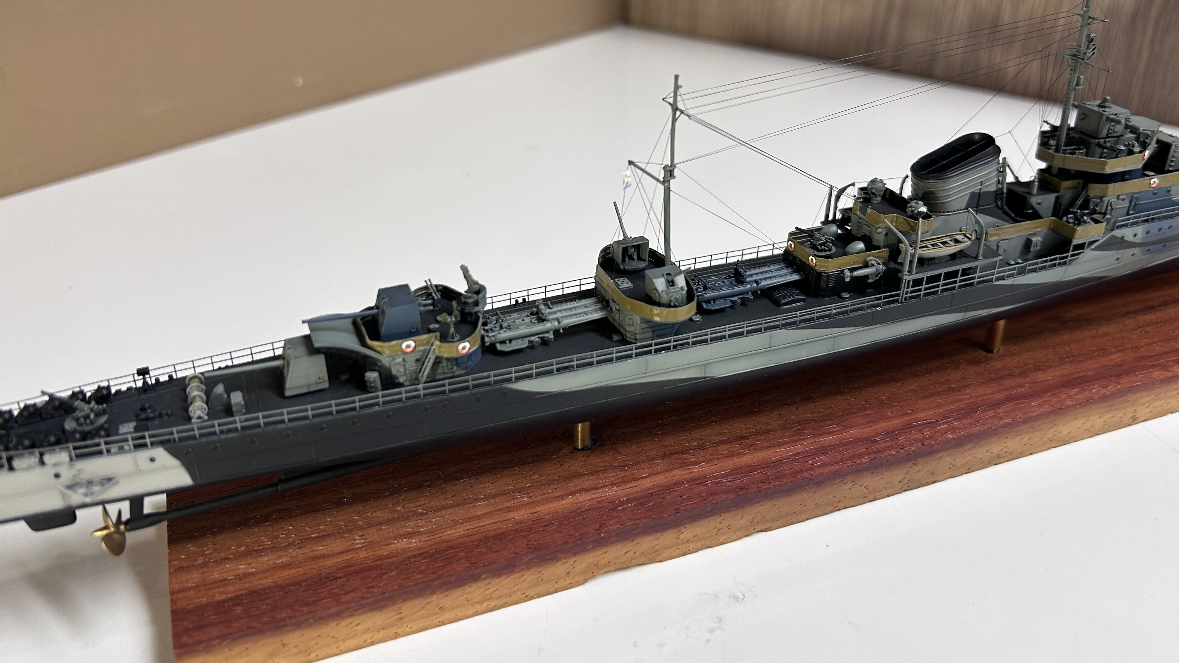 Эскадренный миноносец проекта 7 "Гремящий"