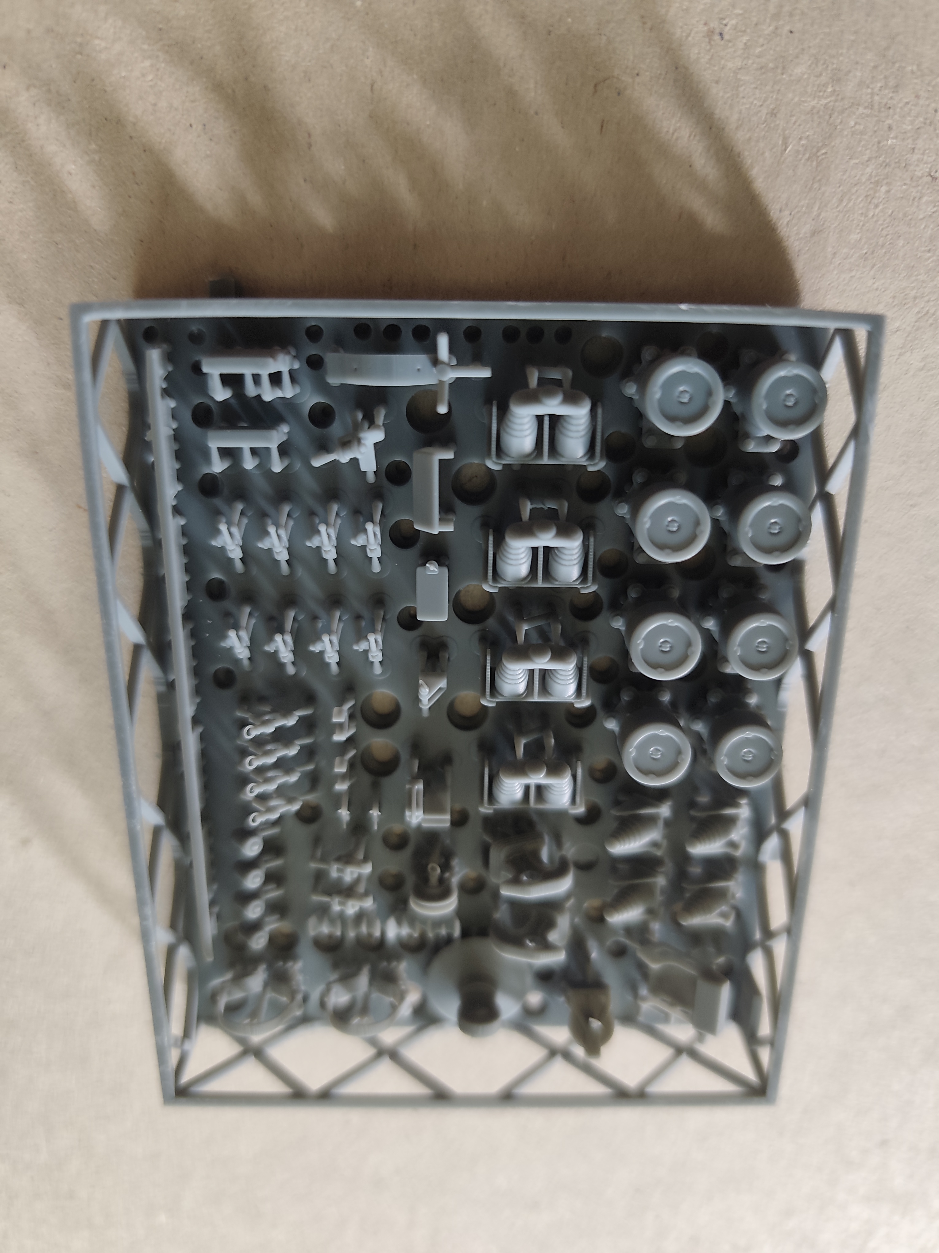 Обзор модели сау 2С4 "Тюльпан"