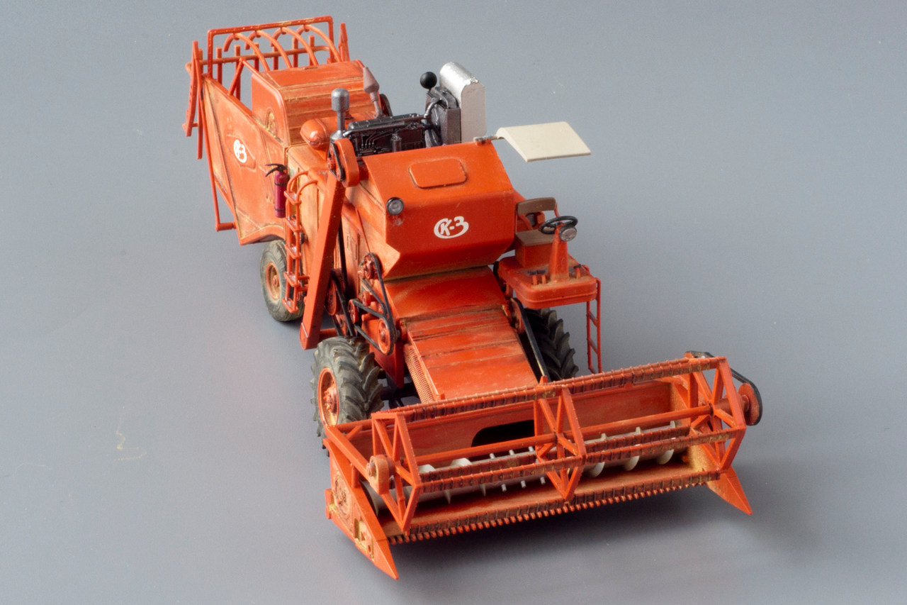 Самоходный комбайн СК-3