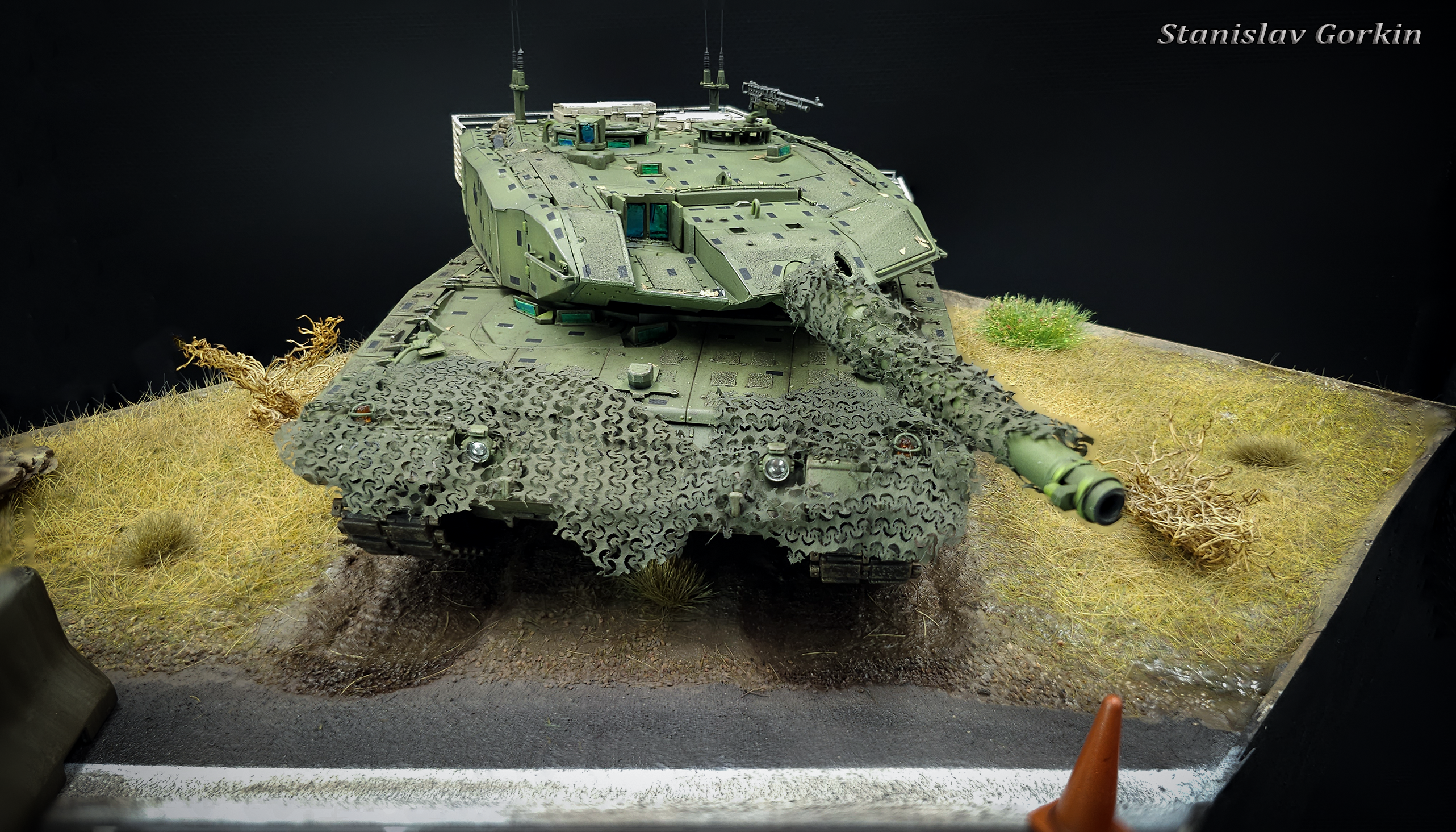 Leopard 2A4 Can