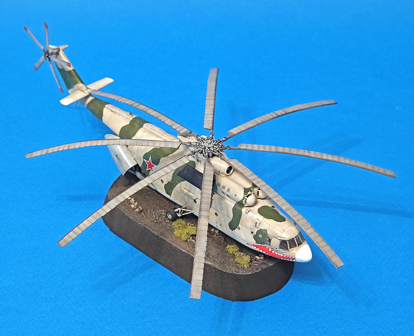 Ми-26 на погрузке