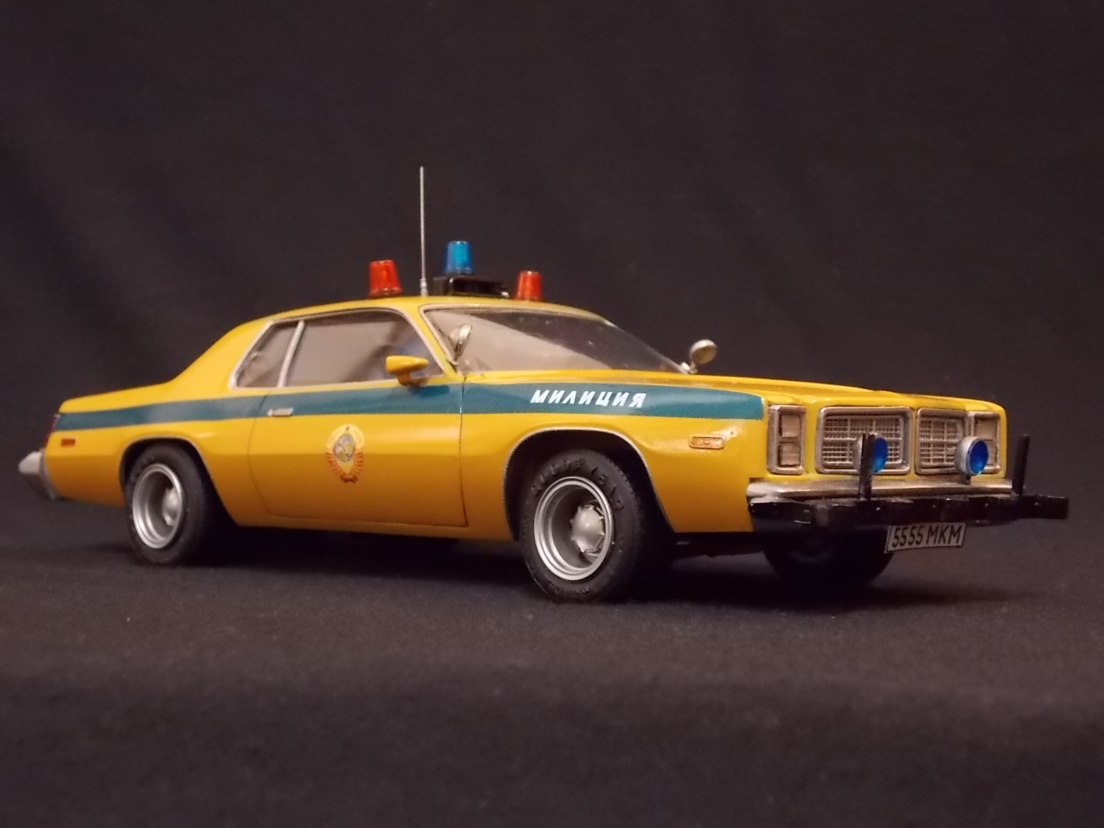 DODGE MONACO