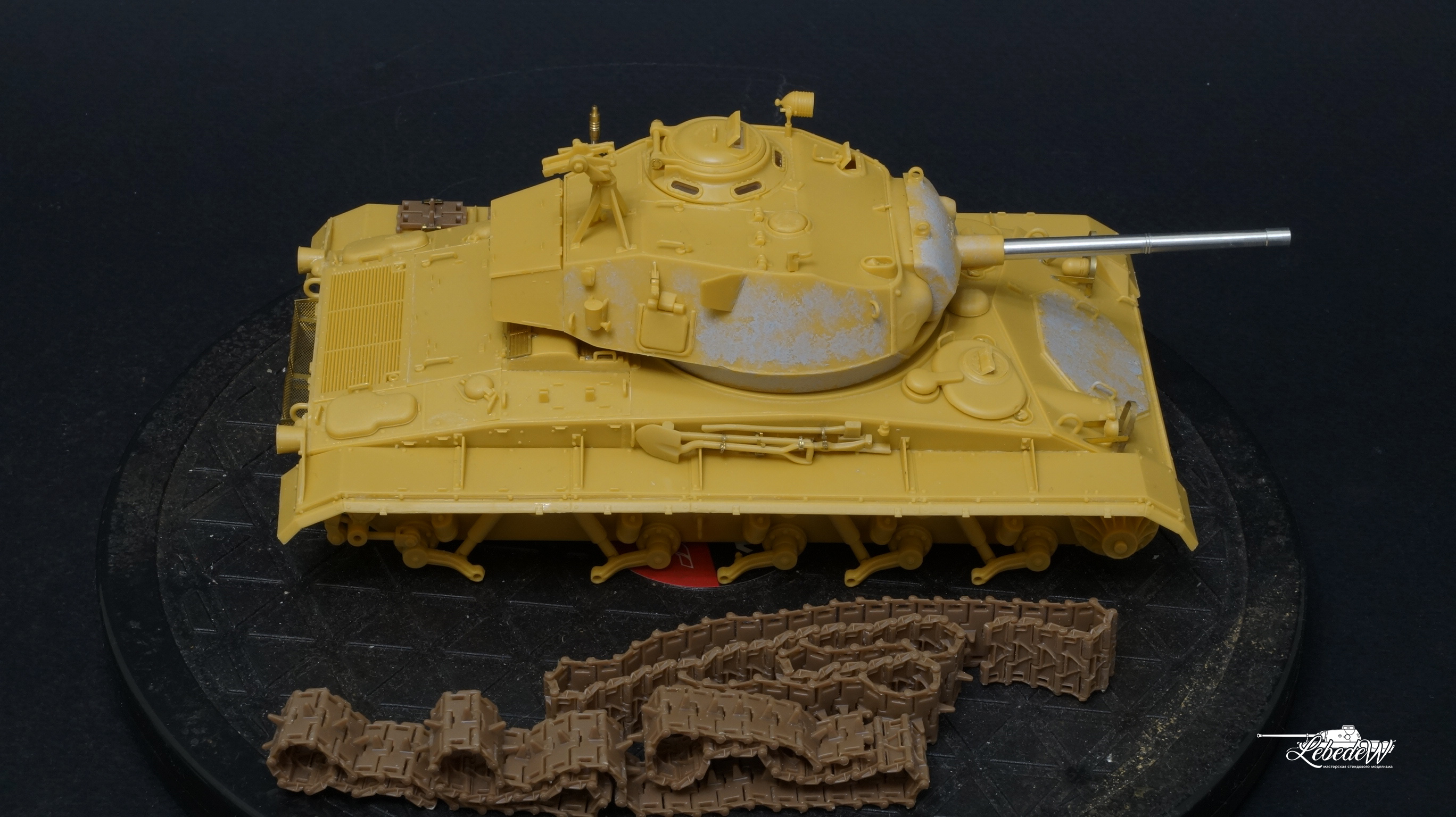 M24 Chaffee