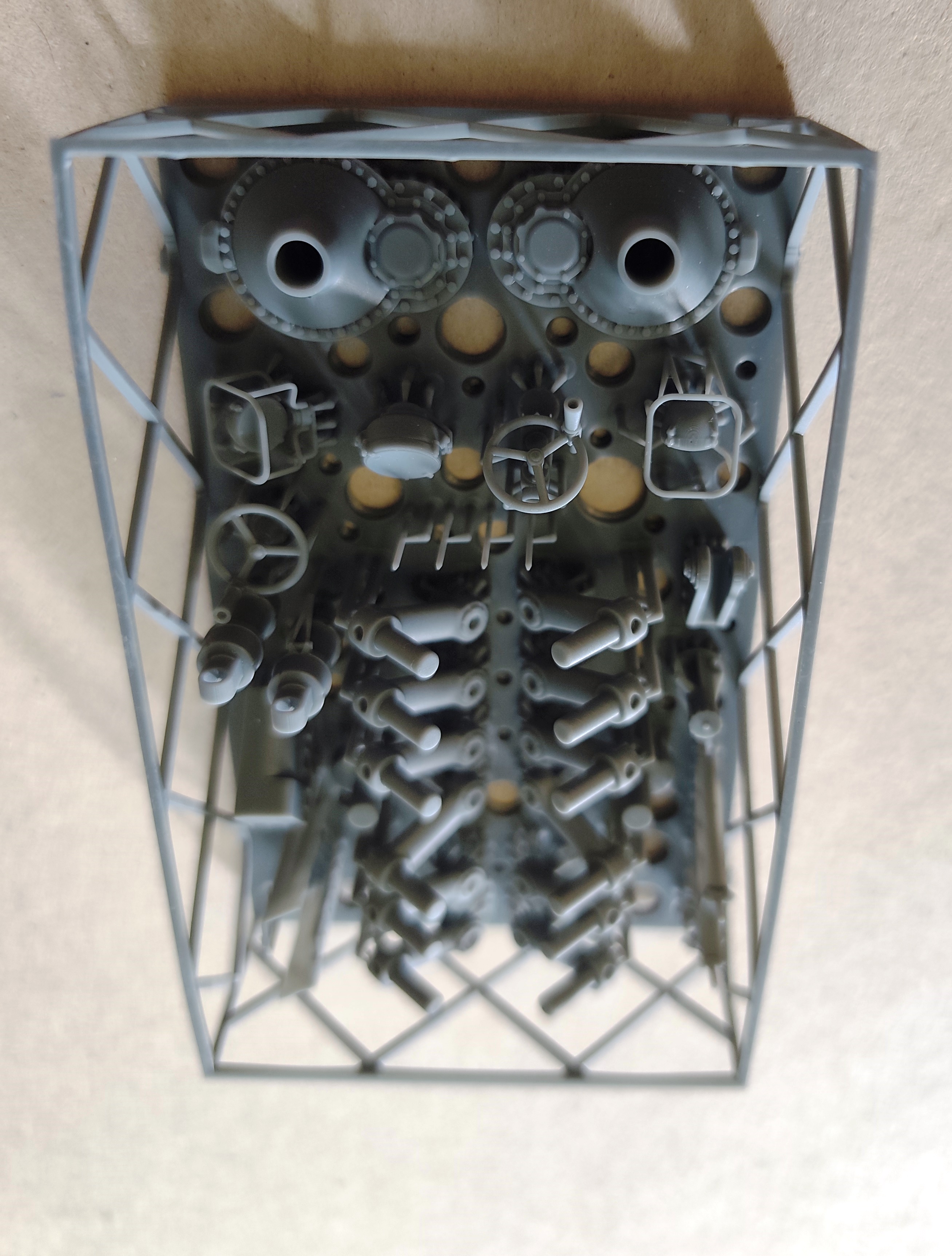 Обзор модели сау 2С4 "Тюльпан"