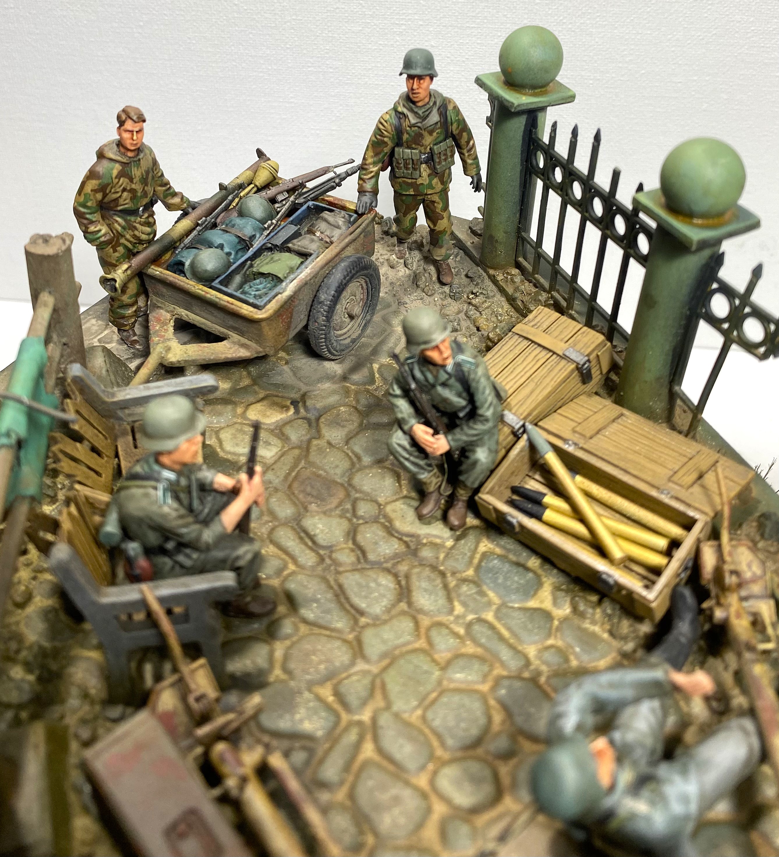 "Двухтонный Ганс" Кенигсберг, Апрель 1945 год